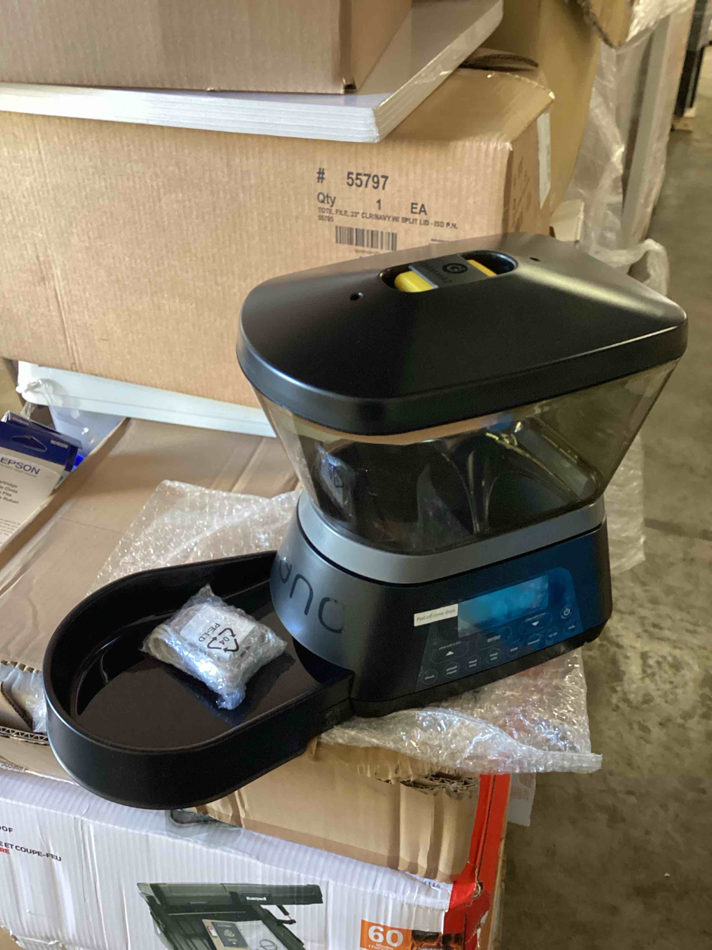 https://s3.amazonaws.com/lotting-images-prod/bidfta/GRA3678040_1759959287556.jpeg
