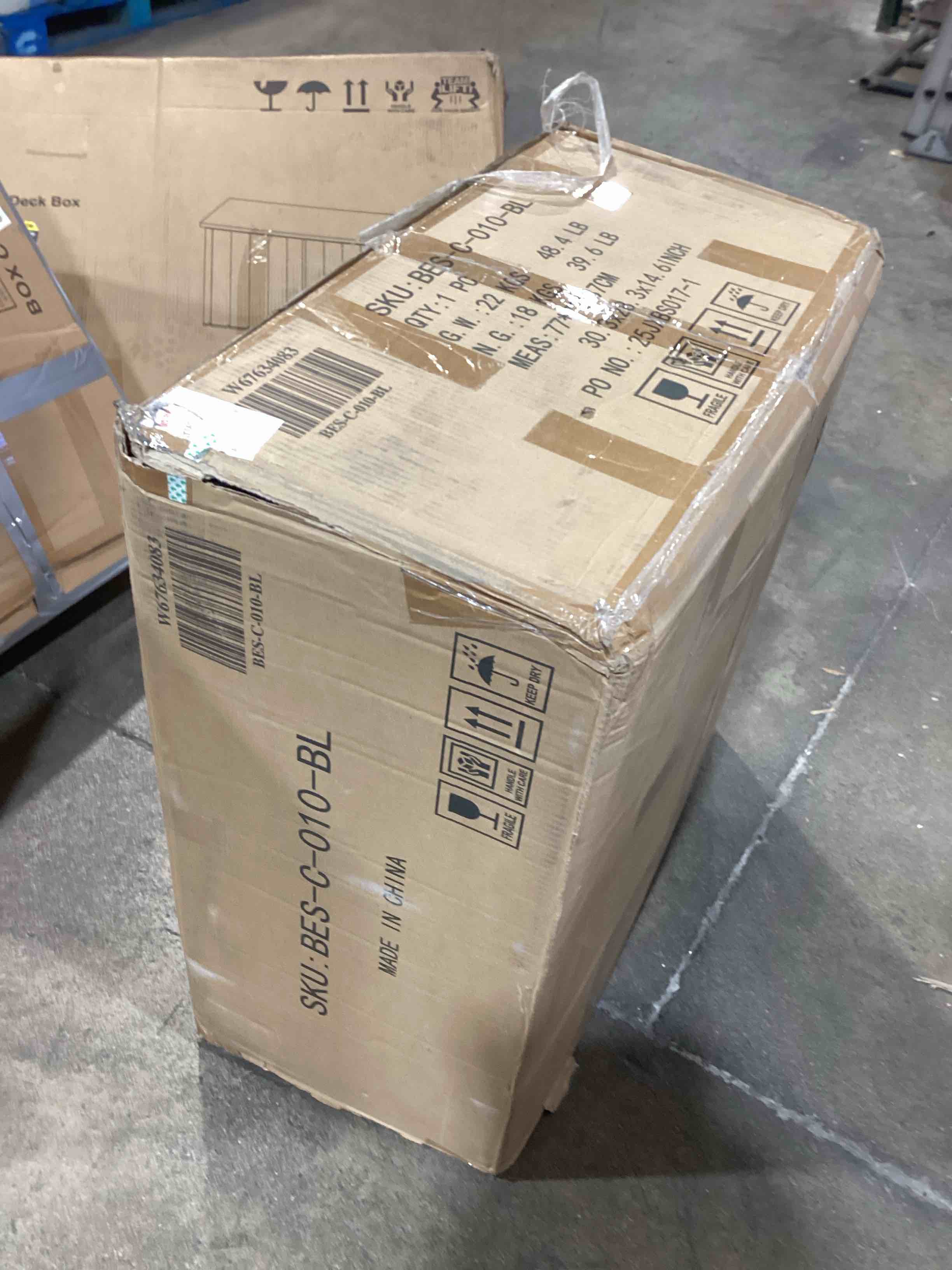 https://s3.amazonaws.com/lotting-images-prod/bidfta/GRA3678189_1760464095069.jpeg