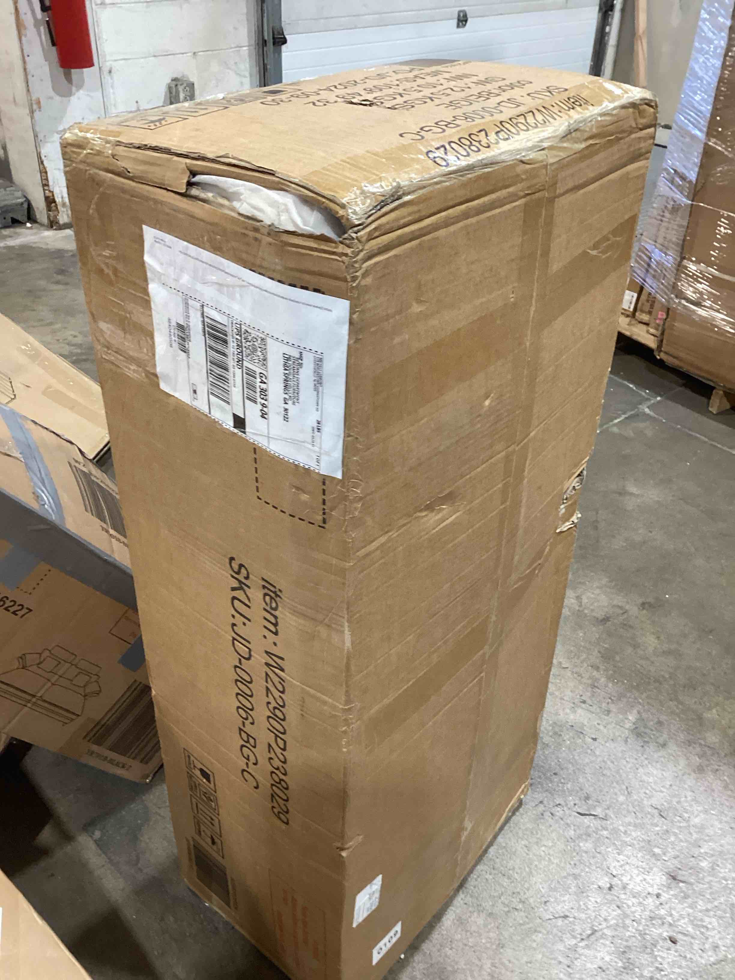 https://s3.amazonaws.com/lotting-images-prod/bidfta/GRA3678190_1760463902447.jpeg