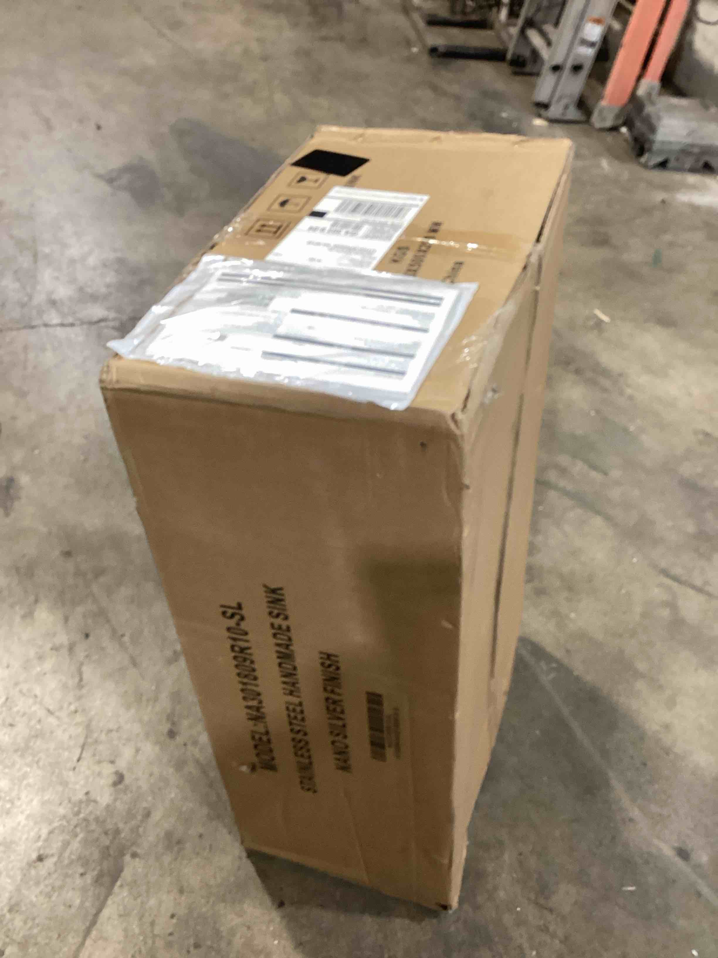 https://s3.amazonaws.com/lotting-images-prod/bidfta/GRA3678195_1760462906273.jpeg