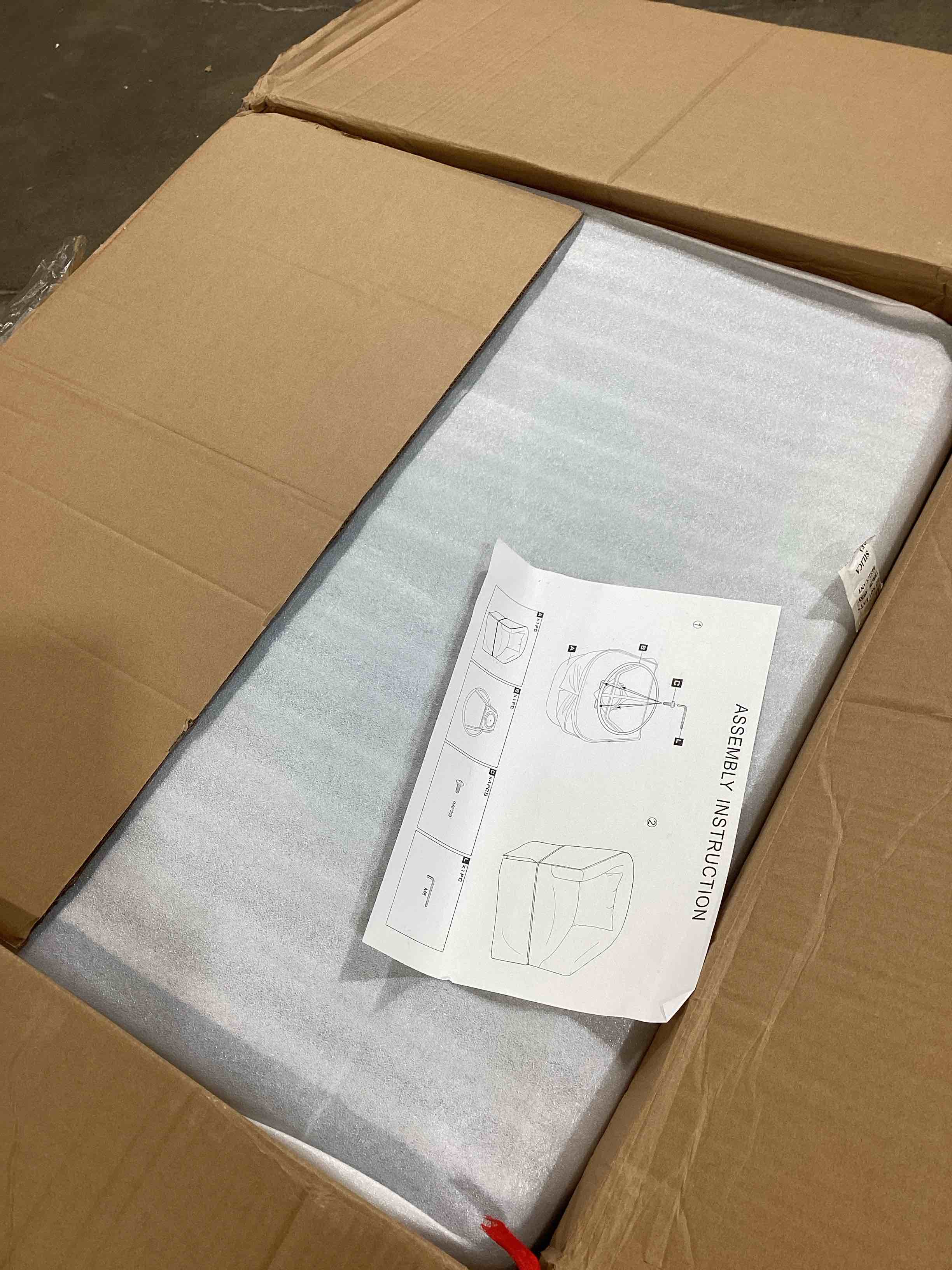 https://s3.amazonaws.com/lotting-images-prod/bidfta/GRA3678202_1760457522345.jpeg
