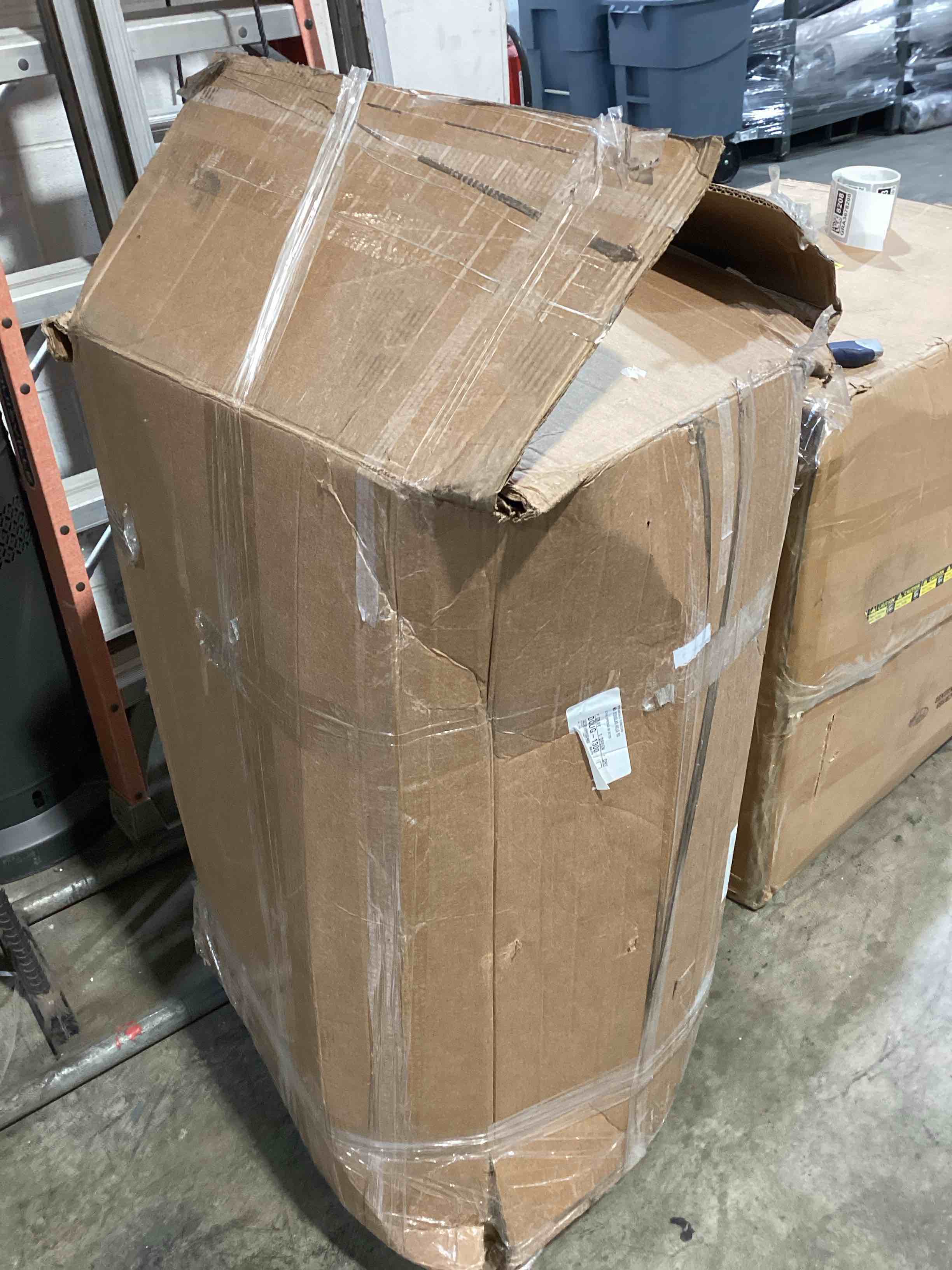 https://s3.amazonaws.com/lotting-images-prod/bidfta/GRA3678208_1760453071385.jpeg