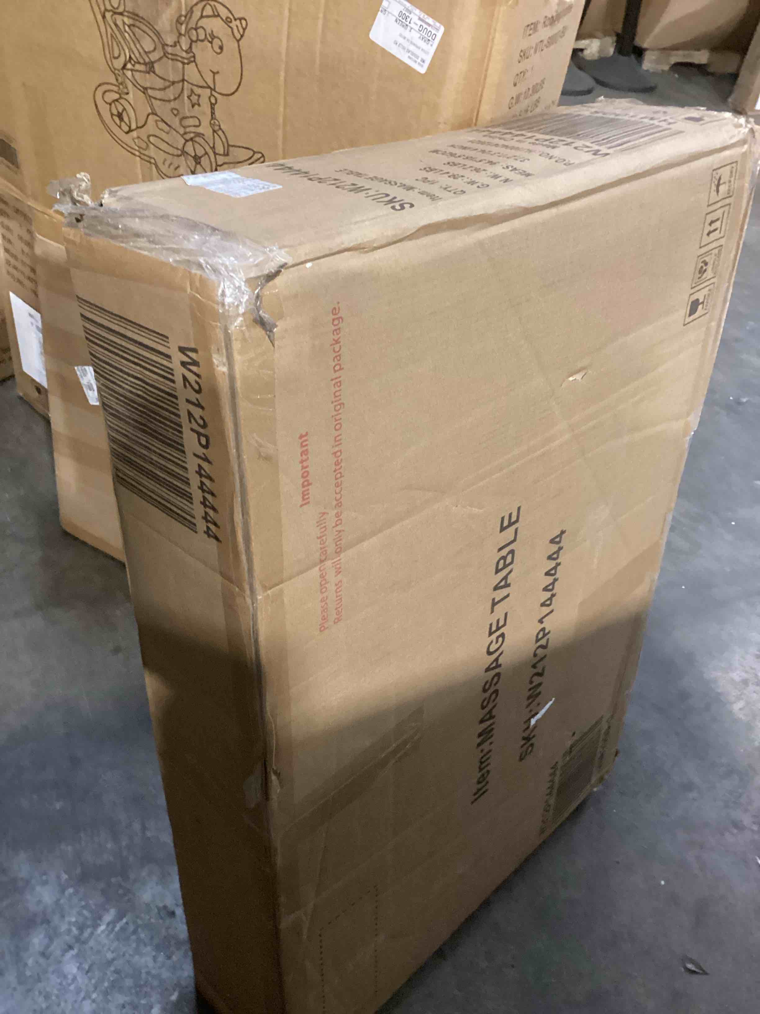 https://s3.amazonaws.com/lotting-images-prod/bidfta/GRA3678296_1760552306576.jpeg