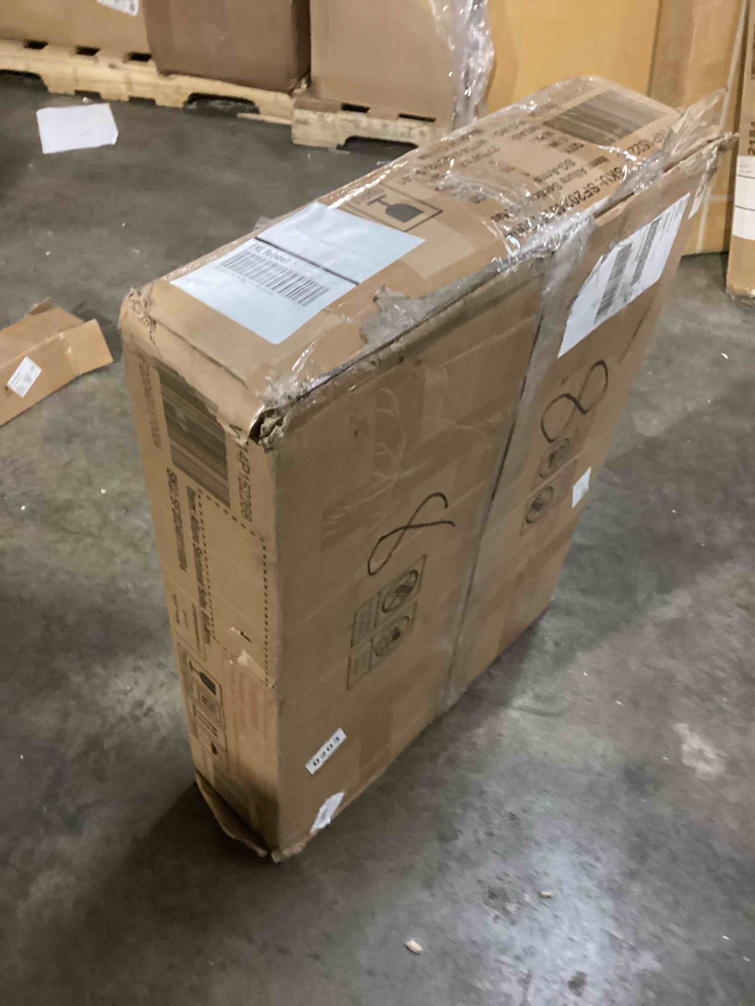 https://s3.amazonaws.com/lotting-images-prod/bidfta/GRA3678303_1760551288405.jpeg