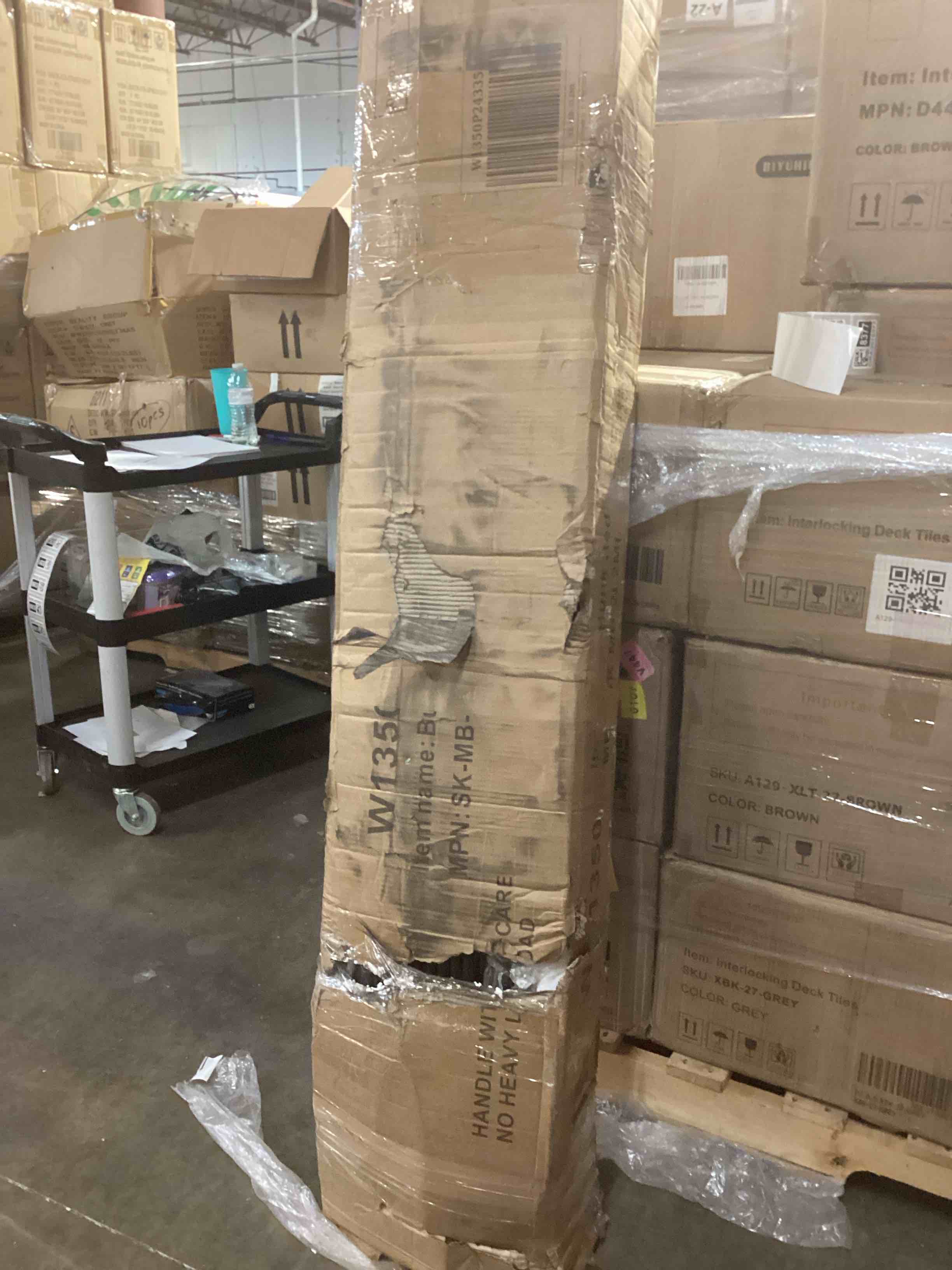 https://s3.amazonaws.com/lotting-images-prod/bidfta/GRA3678381_1760649098990.jpeg