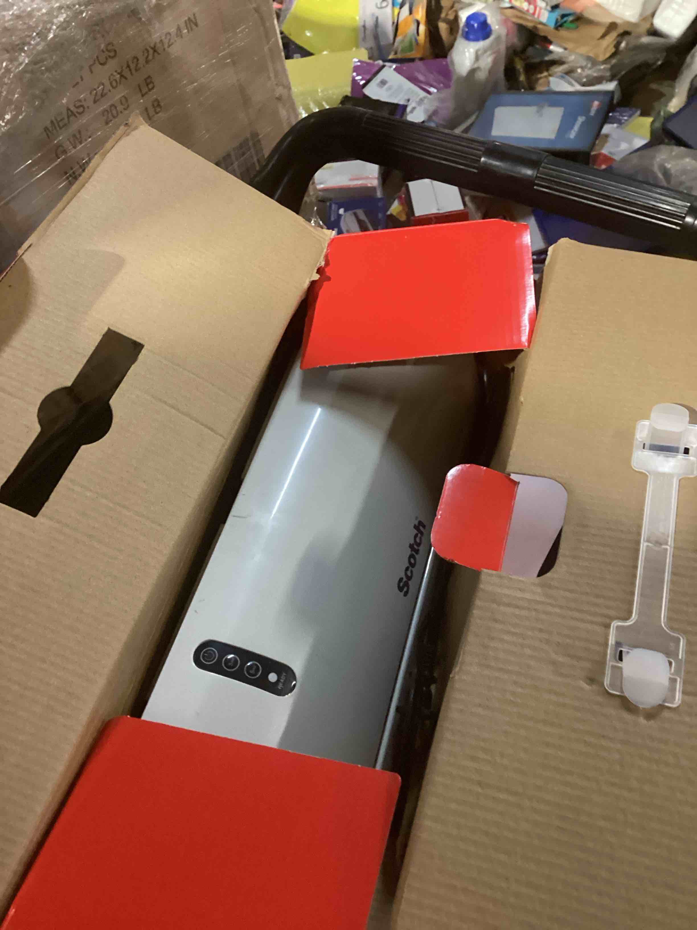 https://s3.amazonaws.com/lotting-images-prod/bidfta/GRA3678417_1760977701201.jpeg