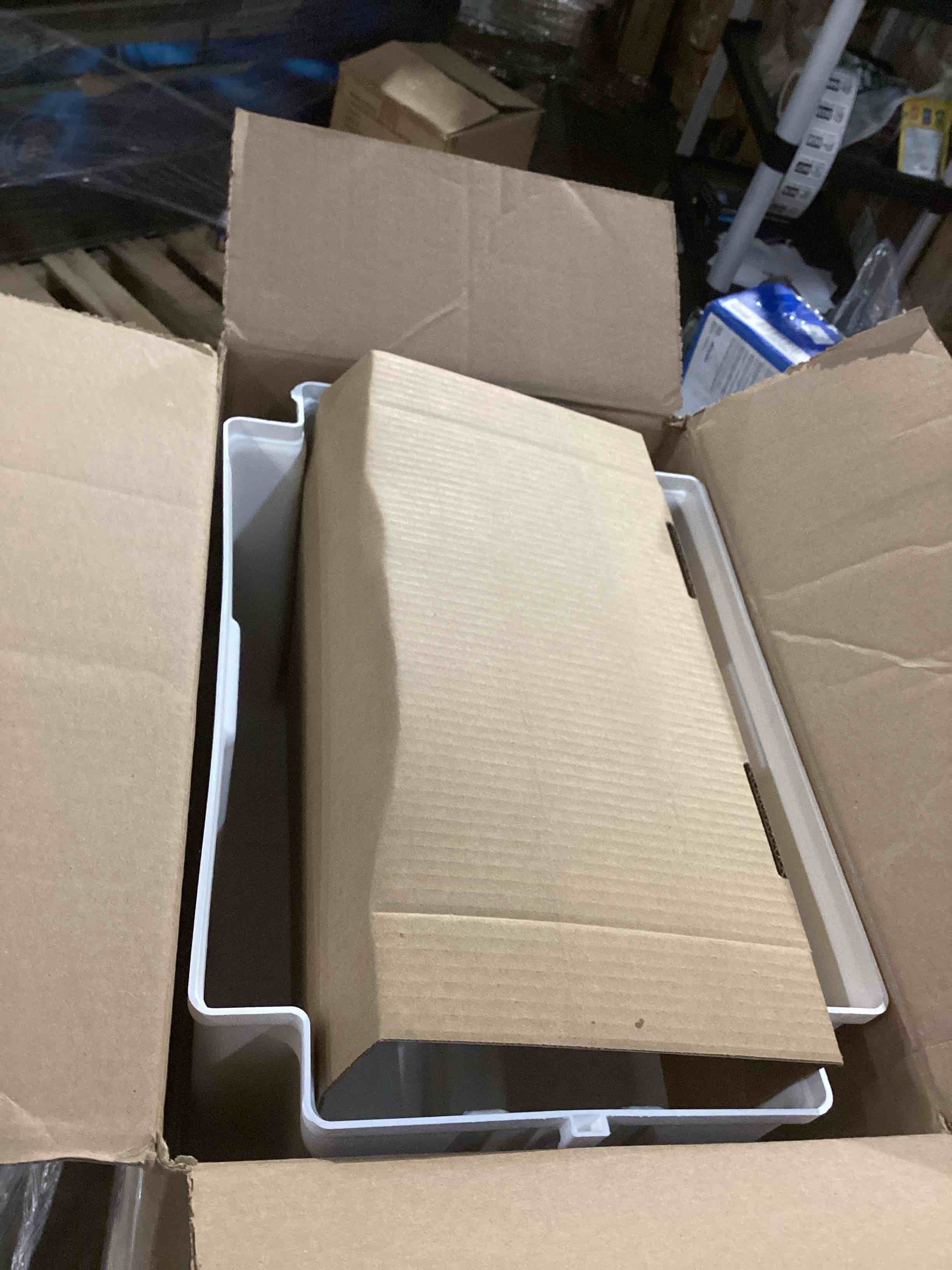 https://s3.amazonaws.com/lotting-images-prod/bidfta/GRA3678426_1760975618054.jpeg
