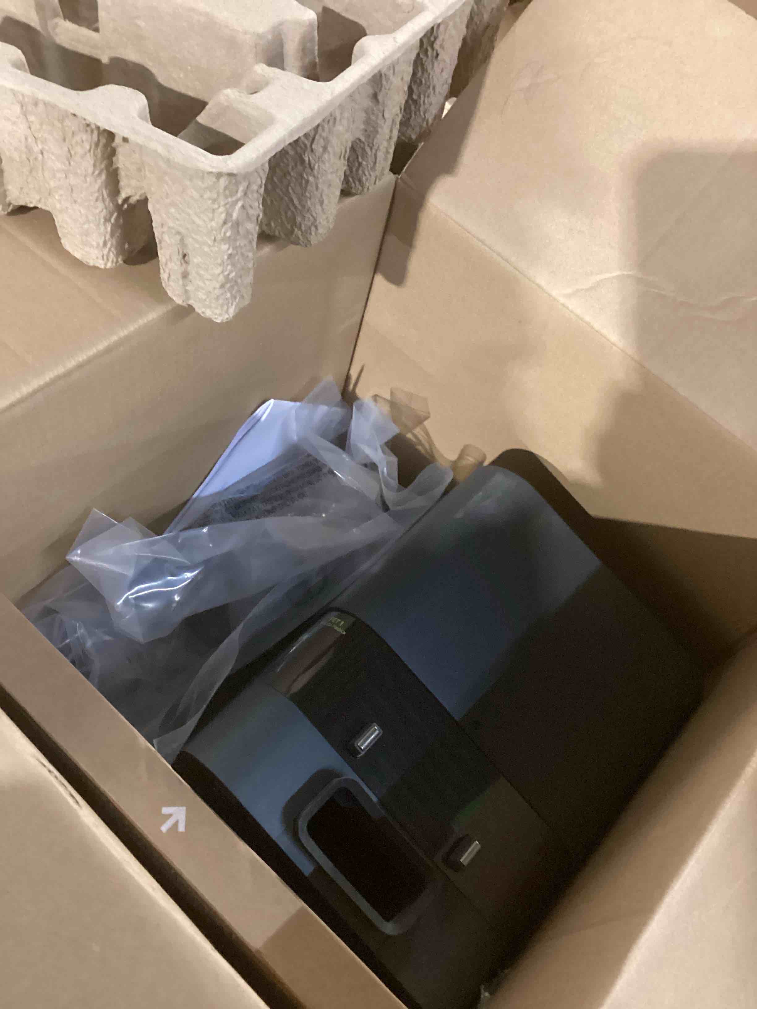 https://s3.amazonaws.com/lotting-images-prod/bidfta/GRA3678644_1761148859528.jpeg