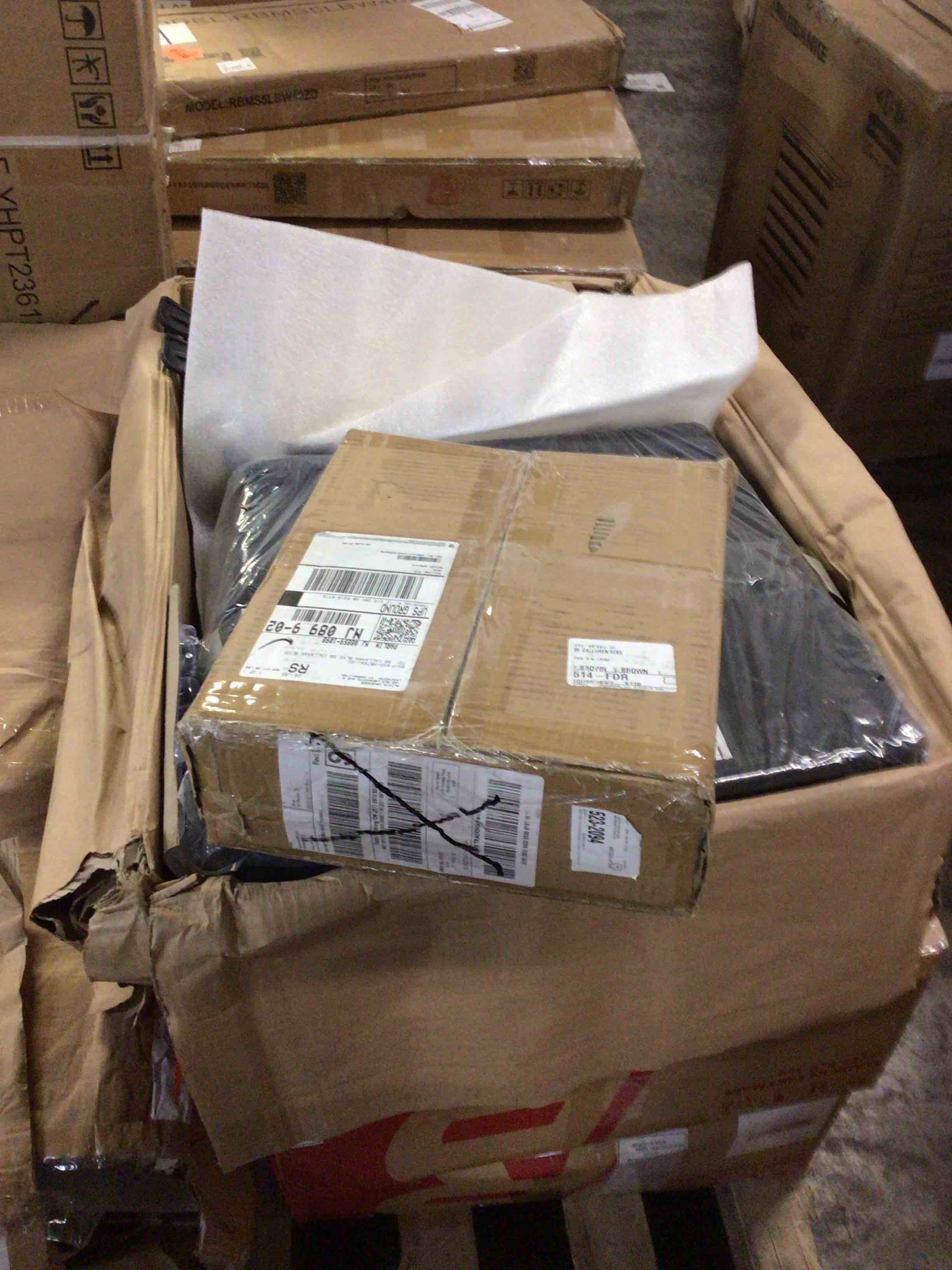 https://s3.amazonaws.com/lotting-images-prod/bidfta/GRA3697327_1750875435923.jpeg