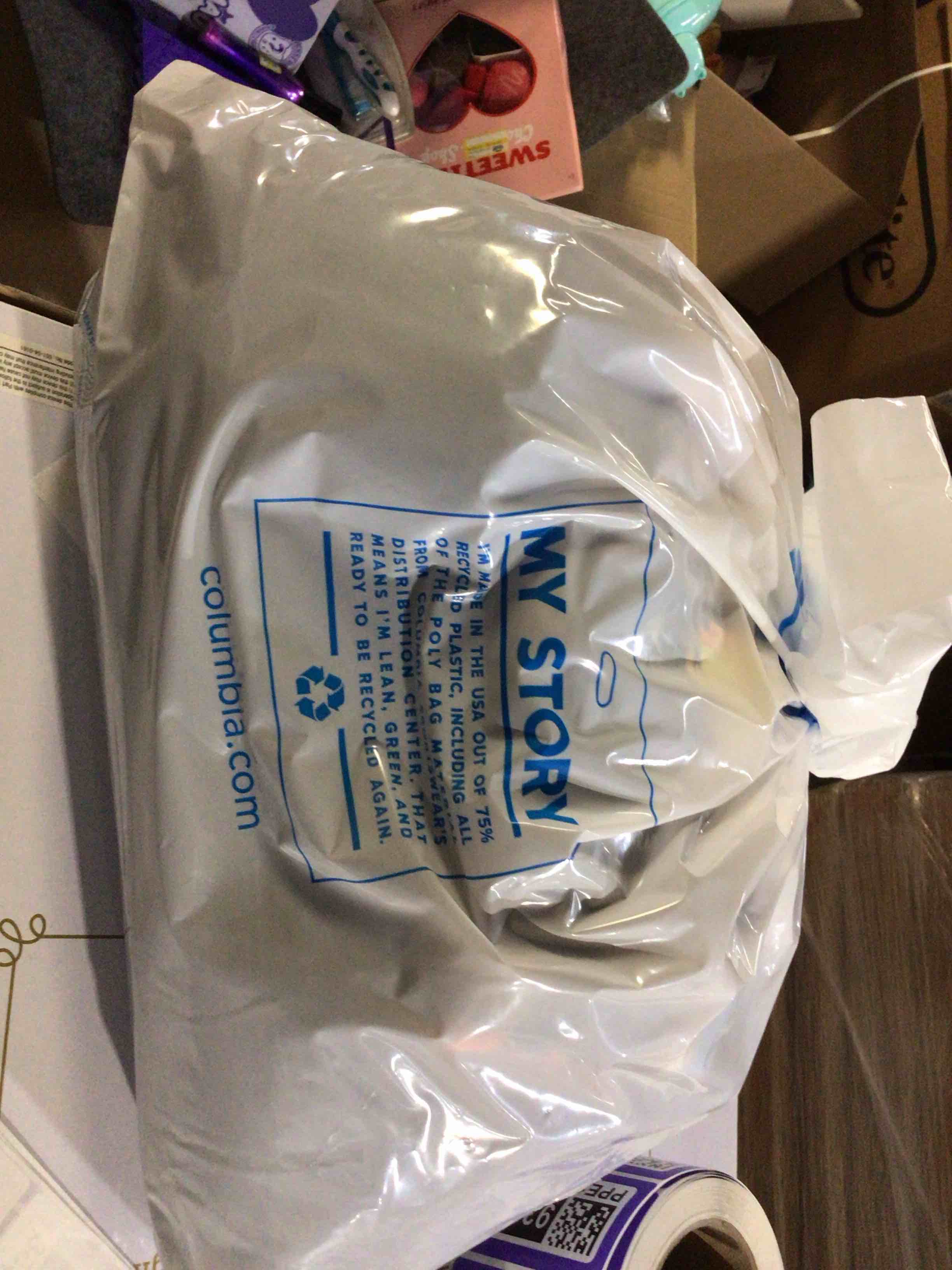https://s3.amazonaws.com/lotting-images-prod/bidfta/GRA3697427_1751033670434.jpeg