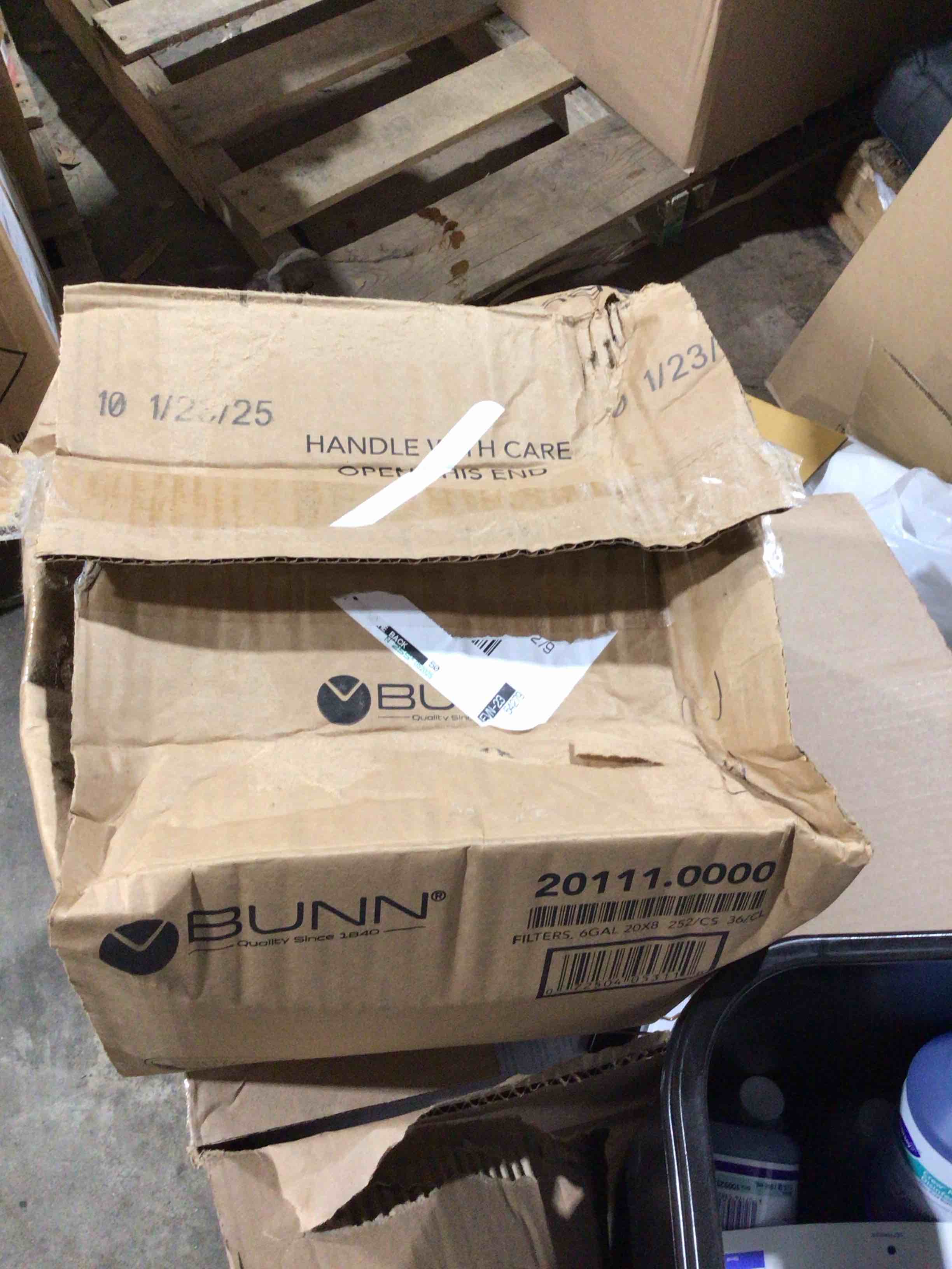 https://s3.amazonaws.com/lotting-images-prod/bidfta/GRA3697882_1753371029456.jpeg
