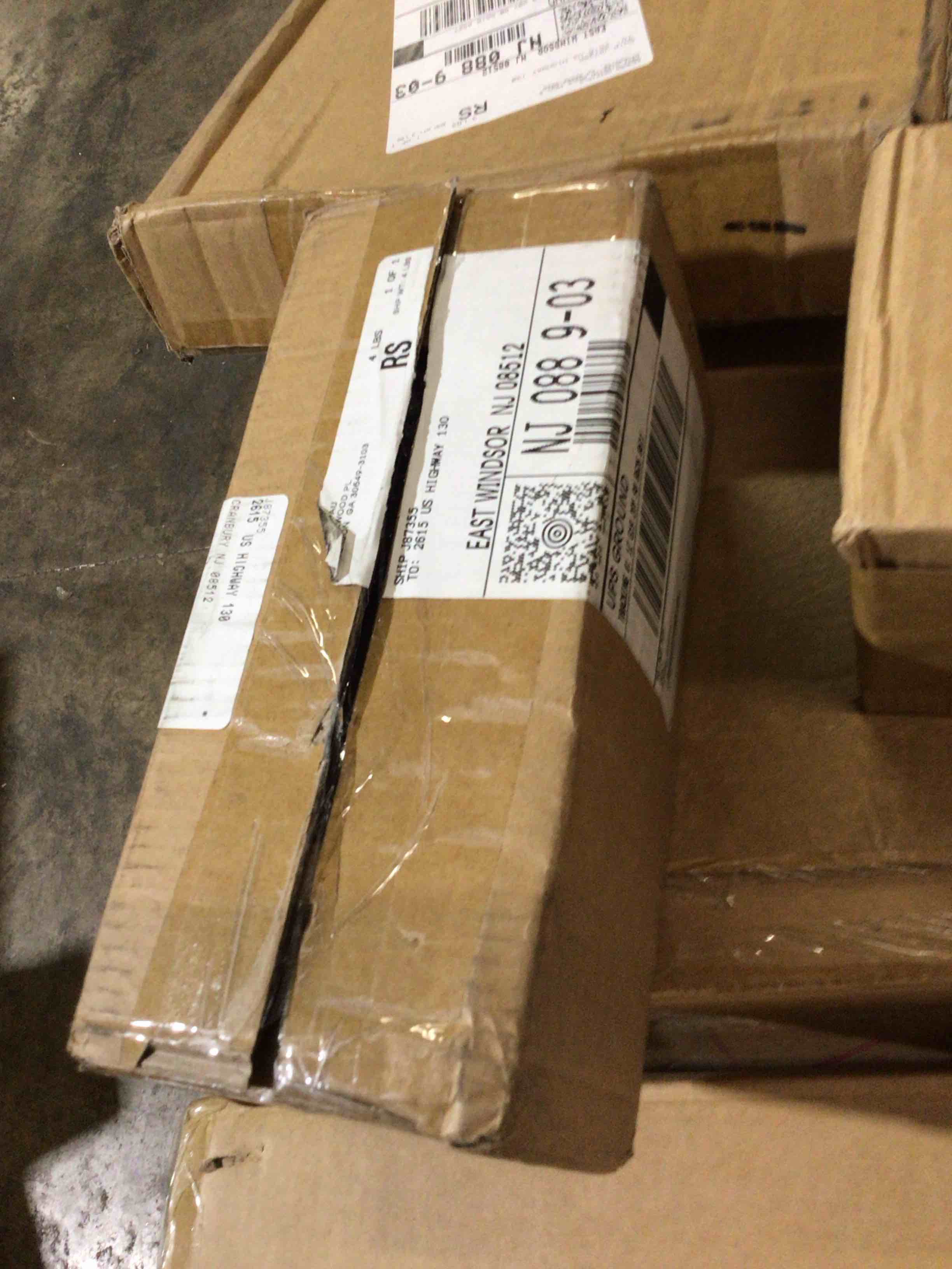 https://s3.amazonaws.com/lotting-images-prod/bidfta/GRA3698005_1753736610414.jpeg