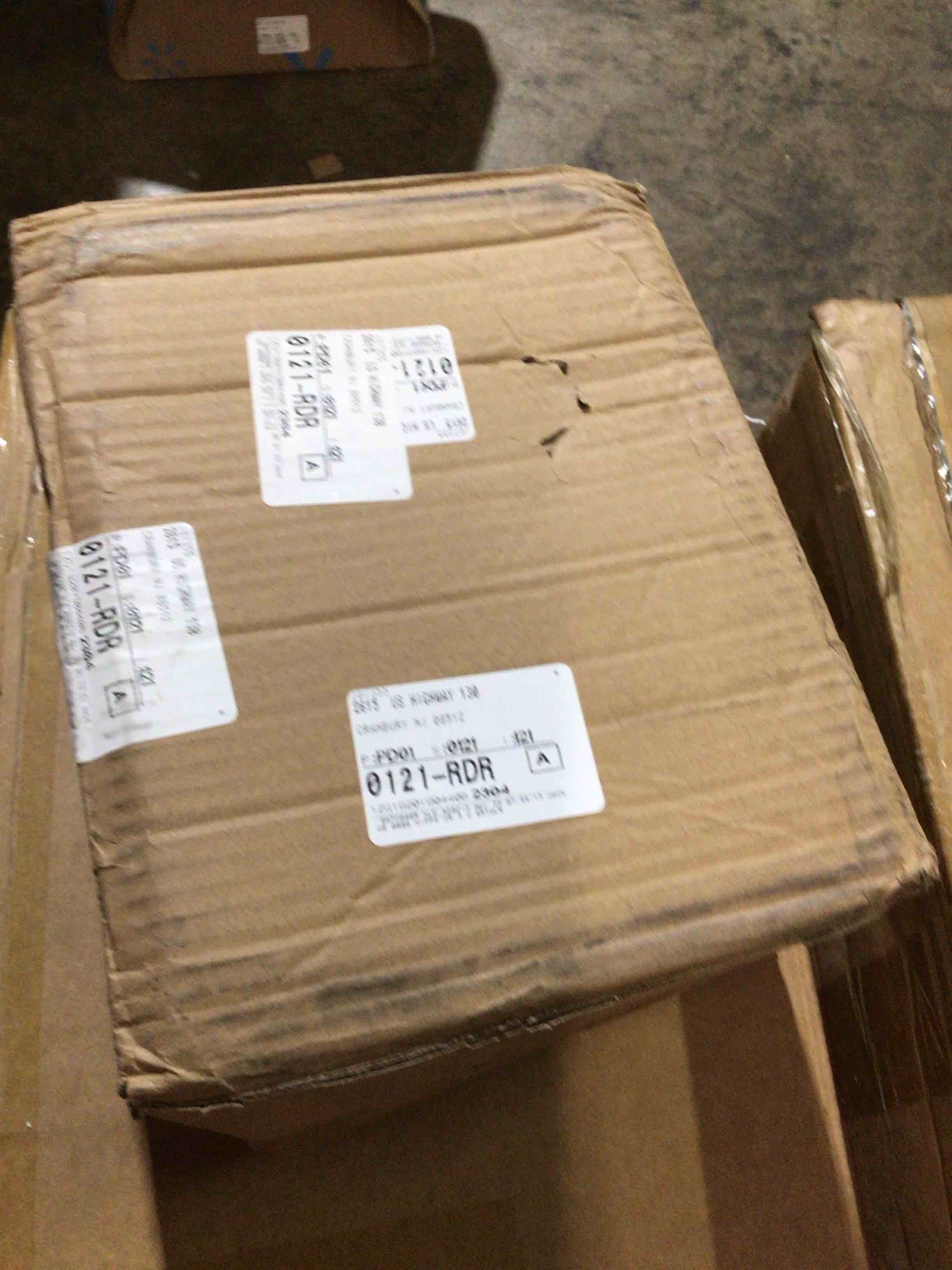 https://s3.amazonaws.com/lotting-images-prod/bidfta/GRA3698018_1753796946501.jpeg