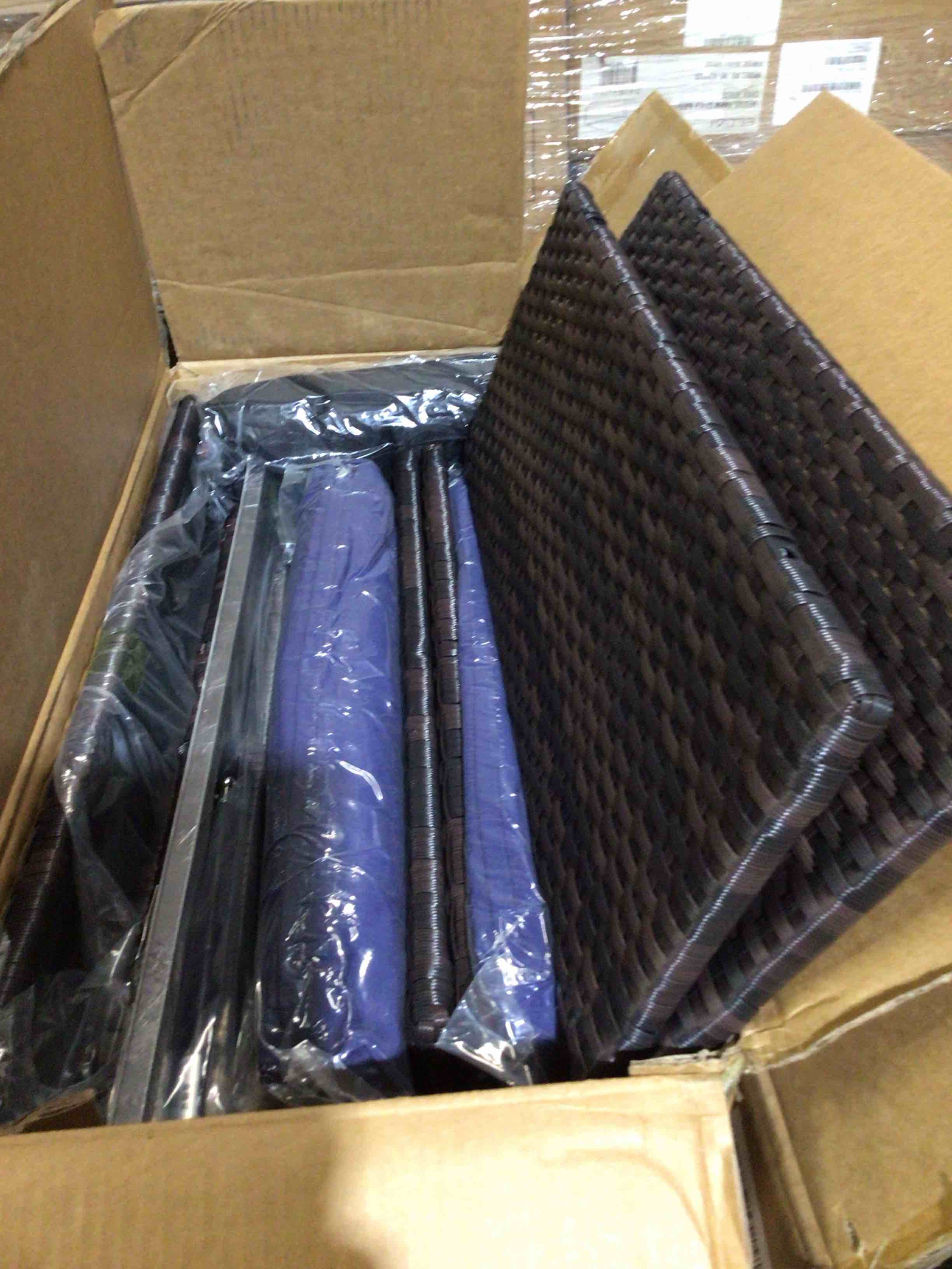 https://s3.amazonaws.com/lotting-images-prod/bidfta/GRA3698039_1753807564216.jpeg