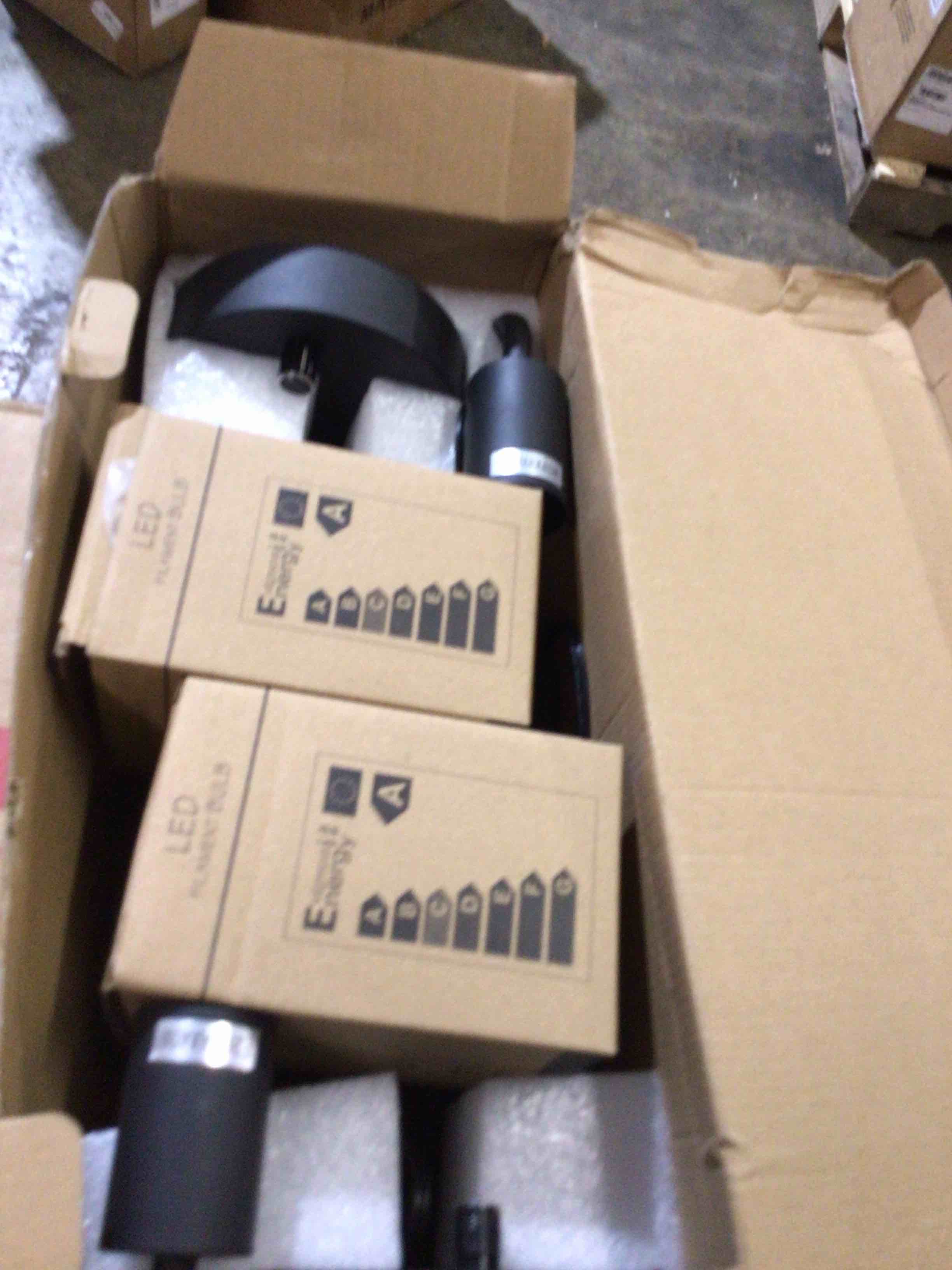 https://s3.amazonaws.com/lotting-images-prod/bidfta/GRA3698137_1753898488314.jpeg