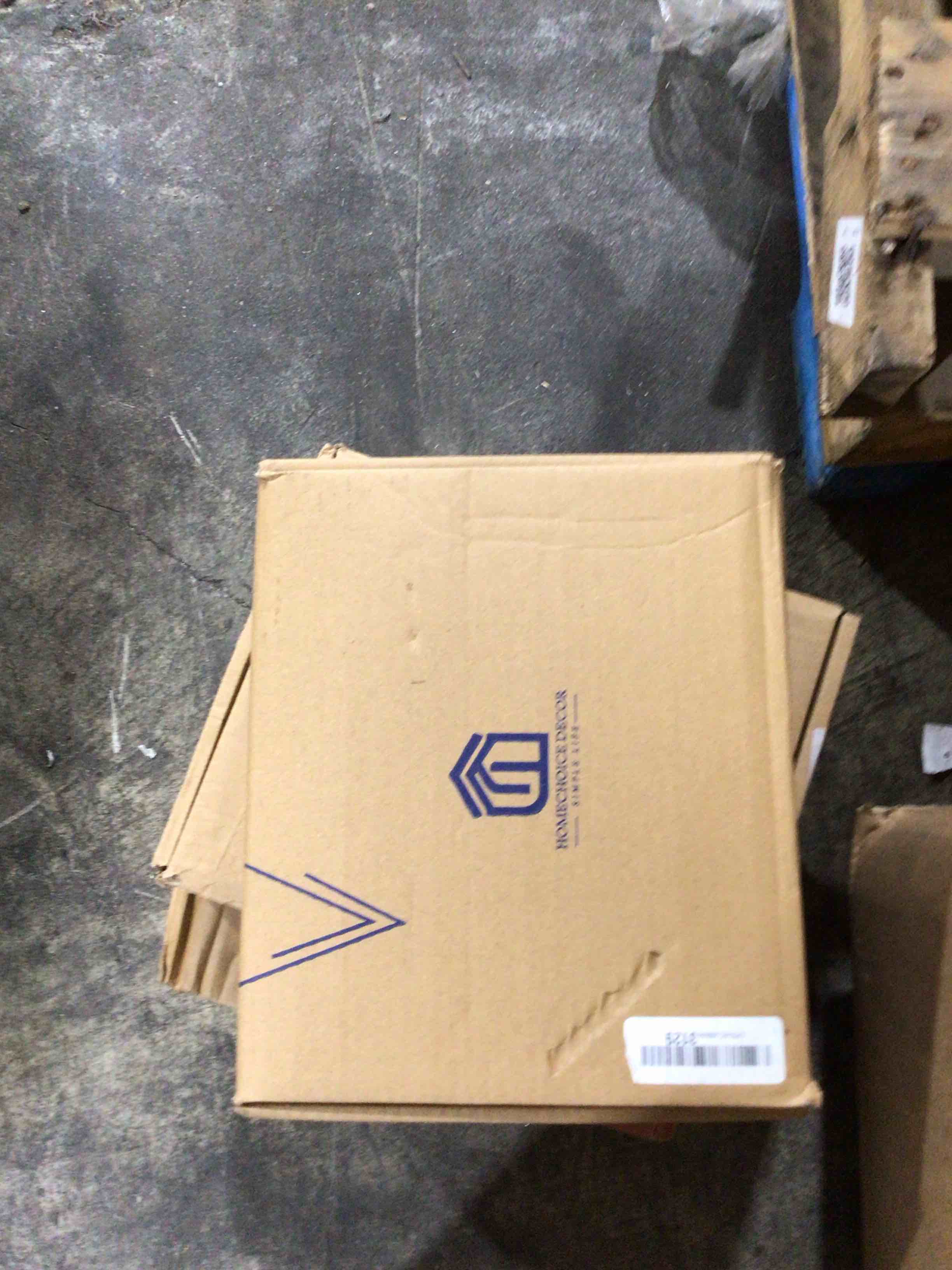 https://s3.amazonaws.com/lotting-images-prod/bidfta/GRA3698191_1753976619595.jpeg