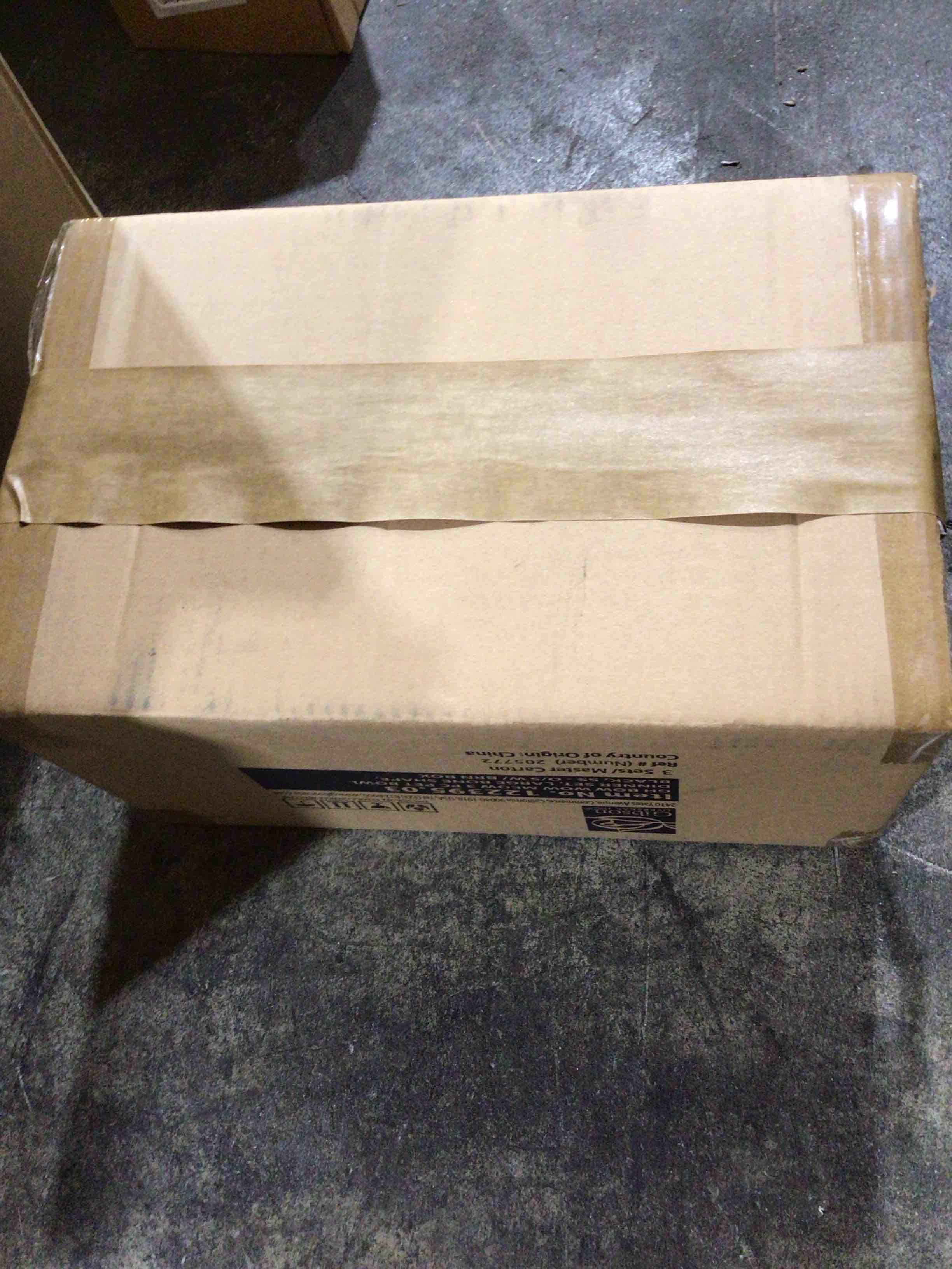 https://s3.amazonaws.com/lotting-images-prod/bidfta/GRA3698234_1753989592050.jpeg