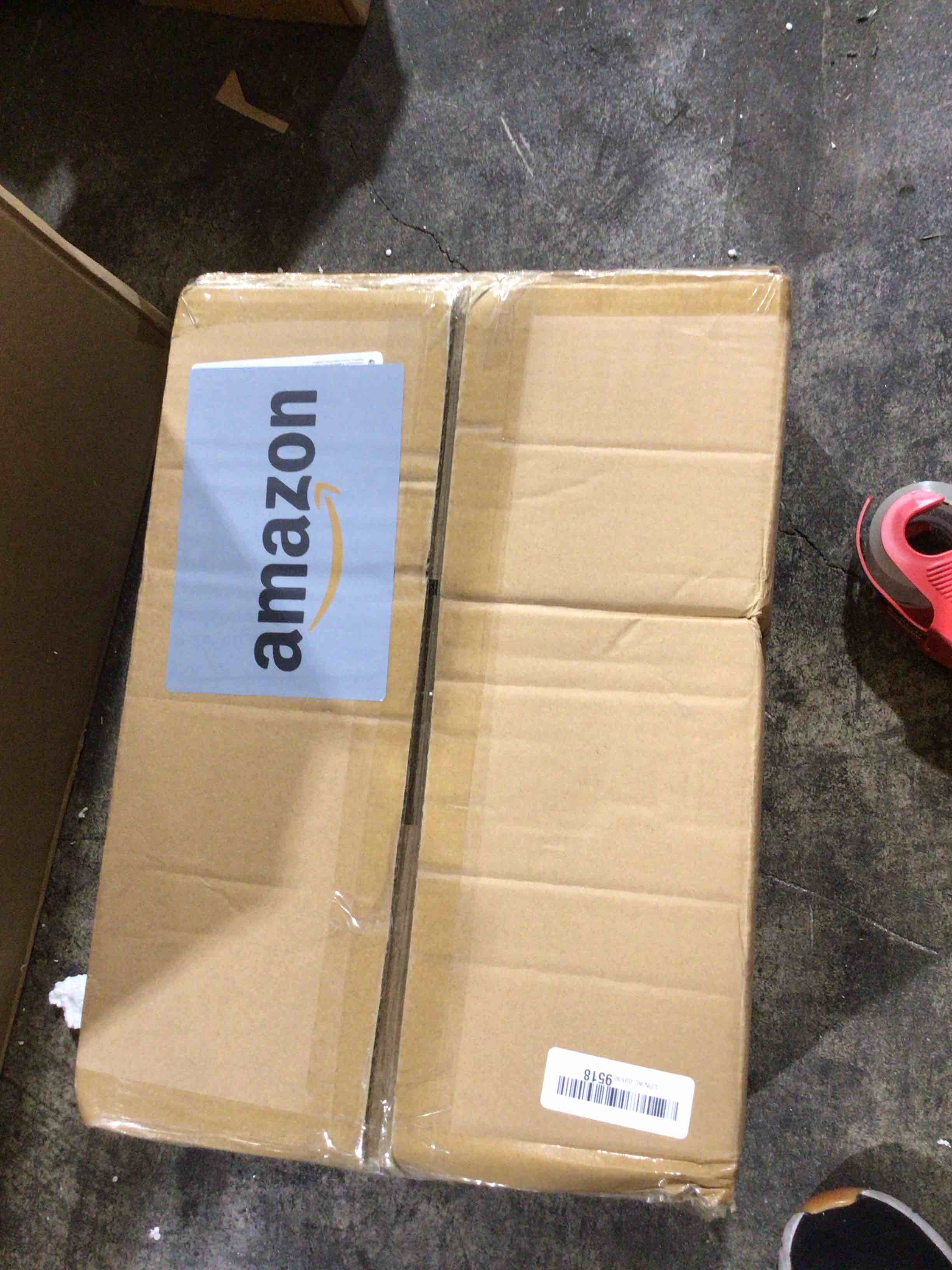 https://s3.amazonaws.com/lotting-images-prod/bidfta/GRA3698242_1753991224558.jpeg