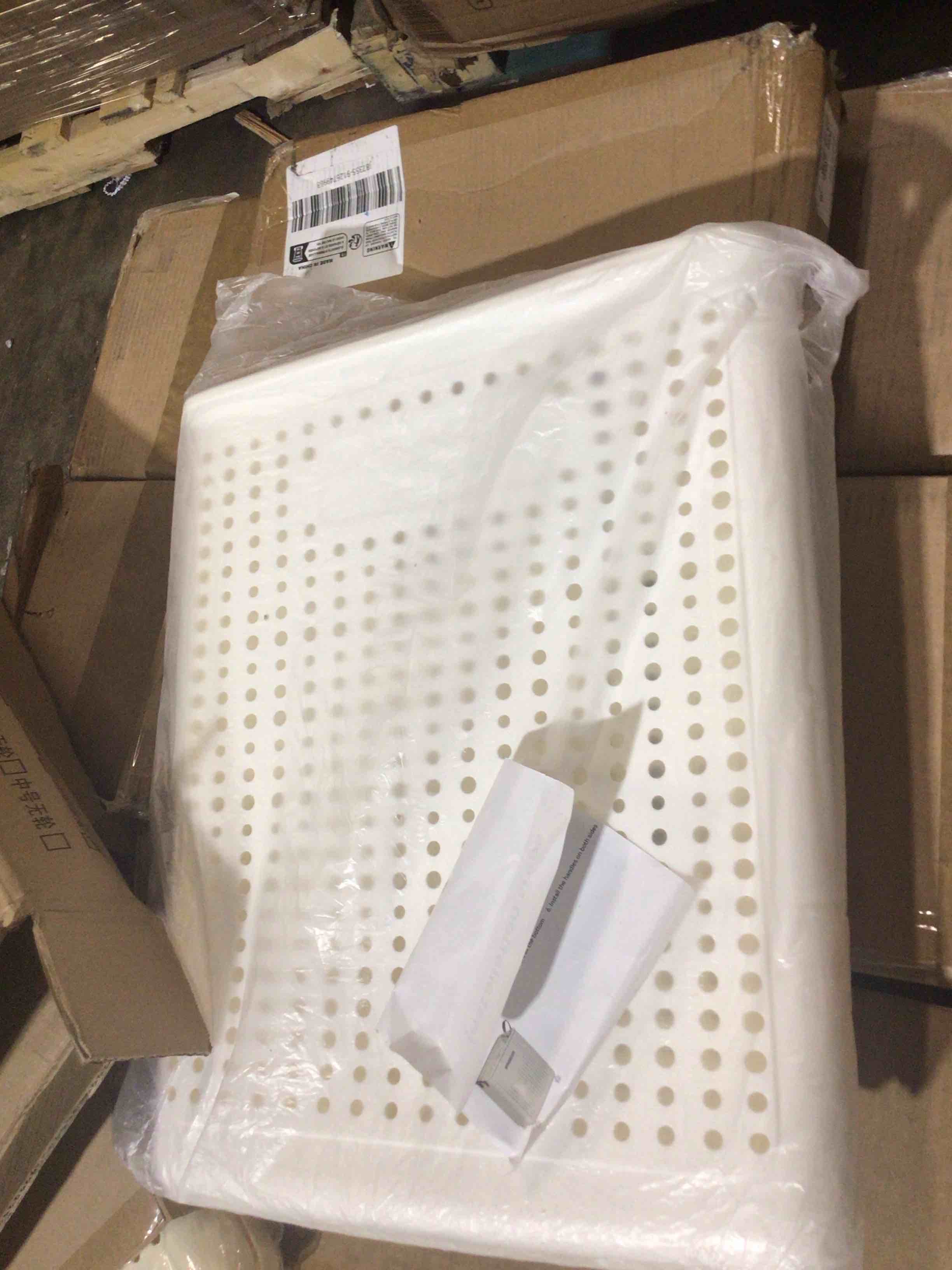 https://s3.amazonaws.com/lotting-images-prod/bidfta/GRA3698276_1754059026882.jpeg