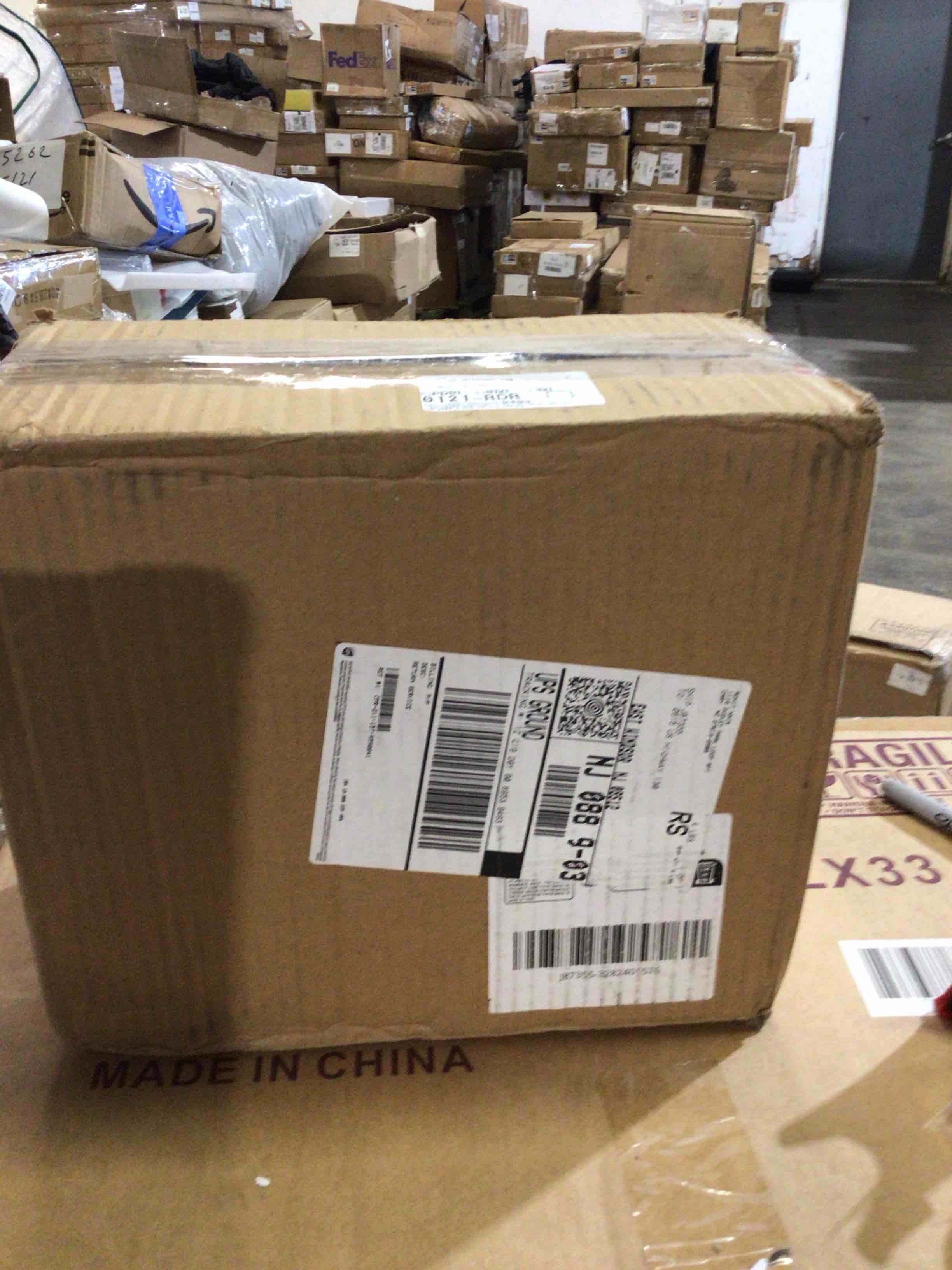 https://s3.amazonaws.com/lotting-images-prod/bidfta/GRA3698718_1754928443783.jpeg