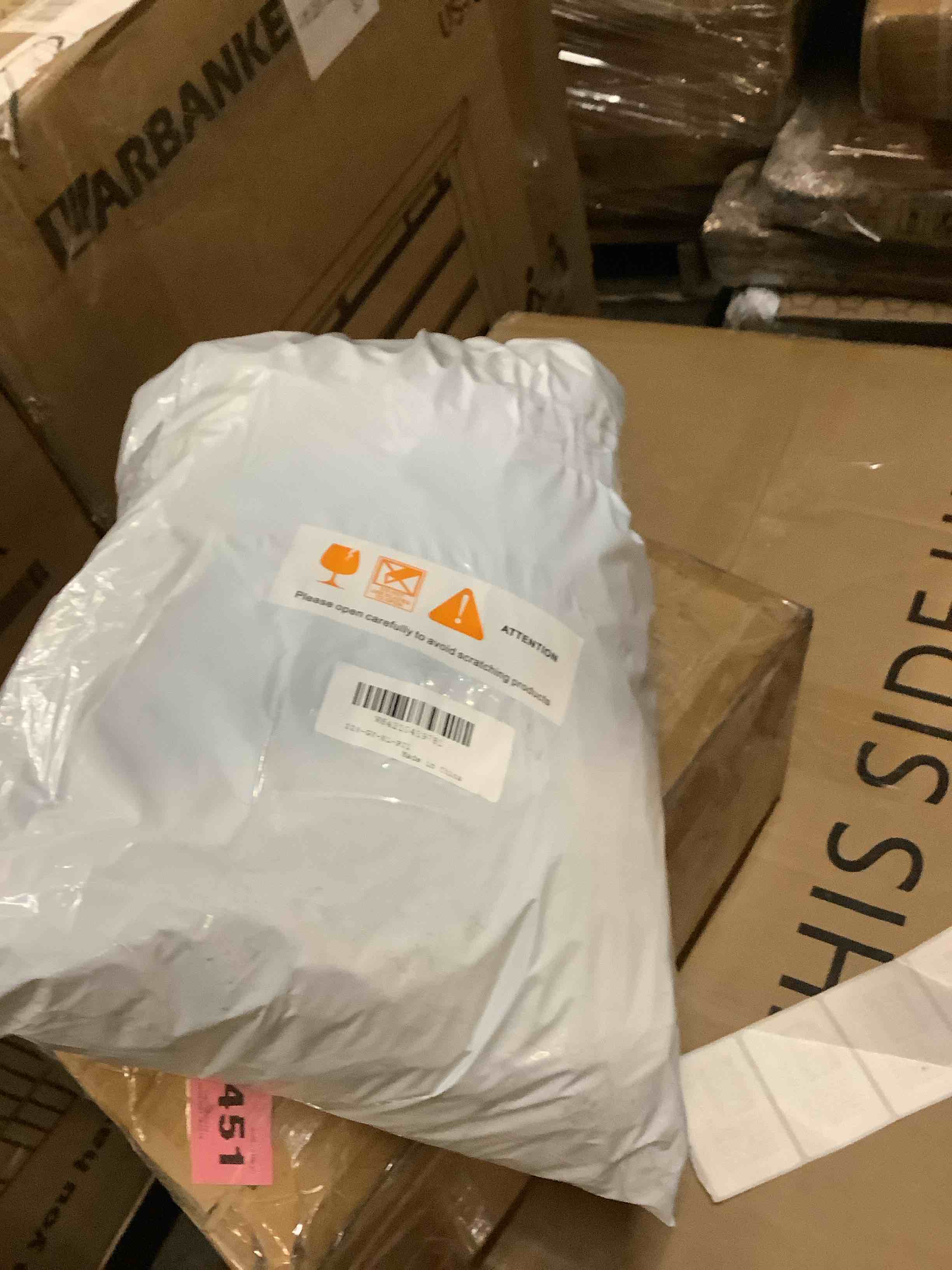 https://s3.amazonaws.com/lotting-images-prod/bidfta/GRA3698761_1755012383590.jpeg