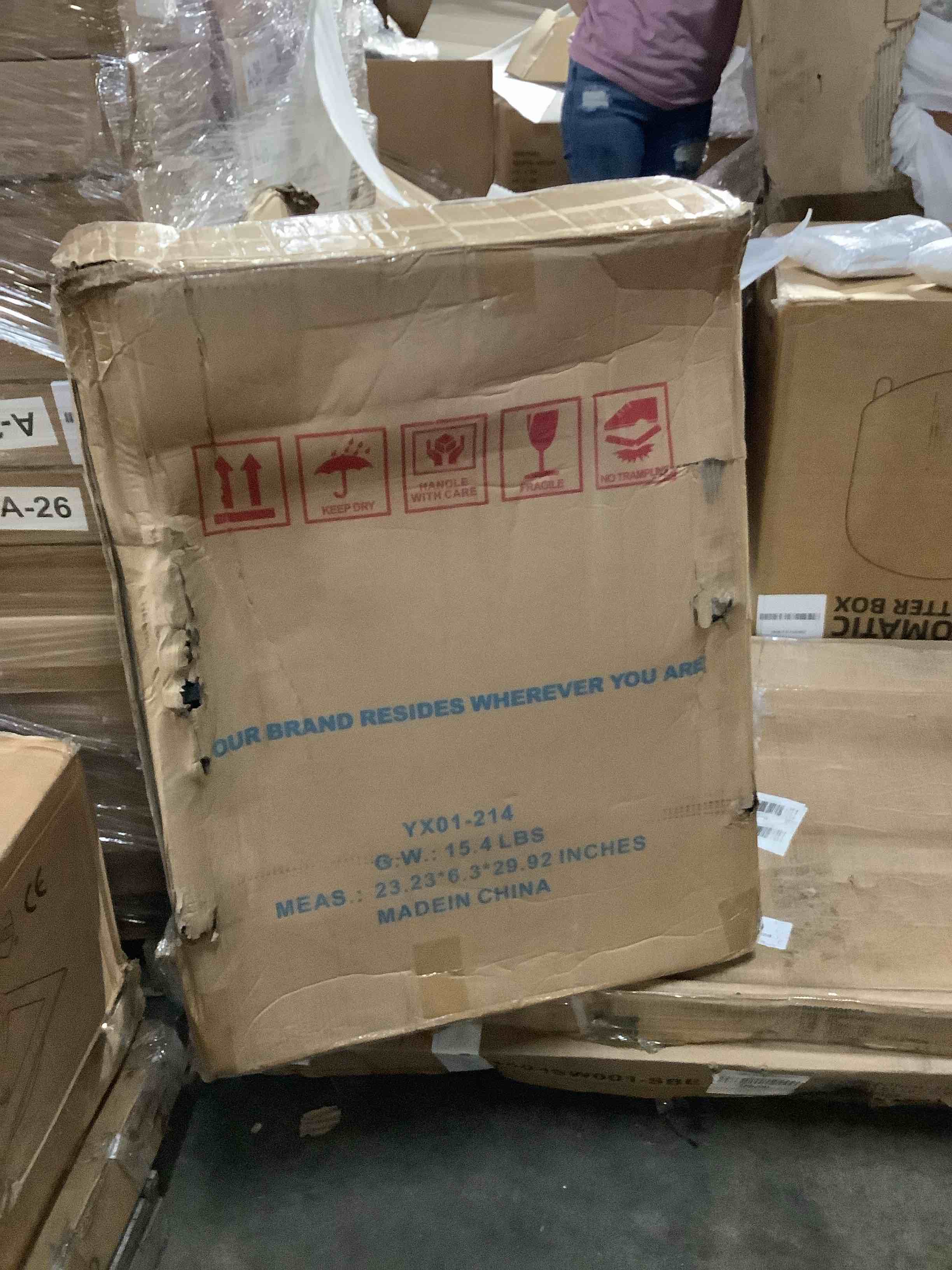 https://s3.amazonaws.com/lotting-images-prod/bidfta/GRA3698799_1755096501312.jpeg