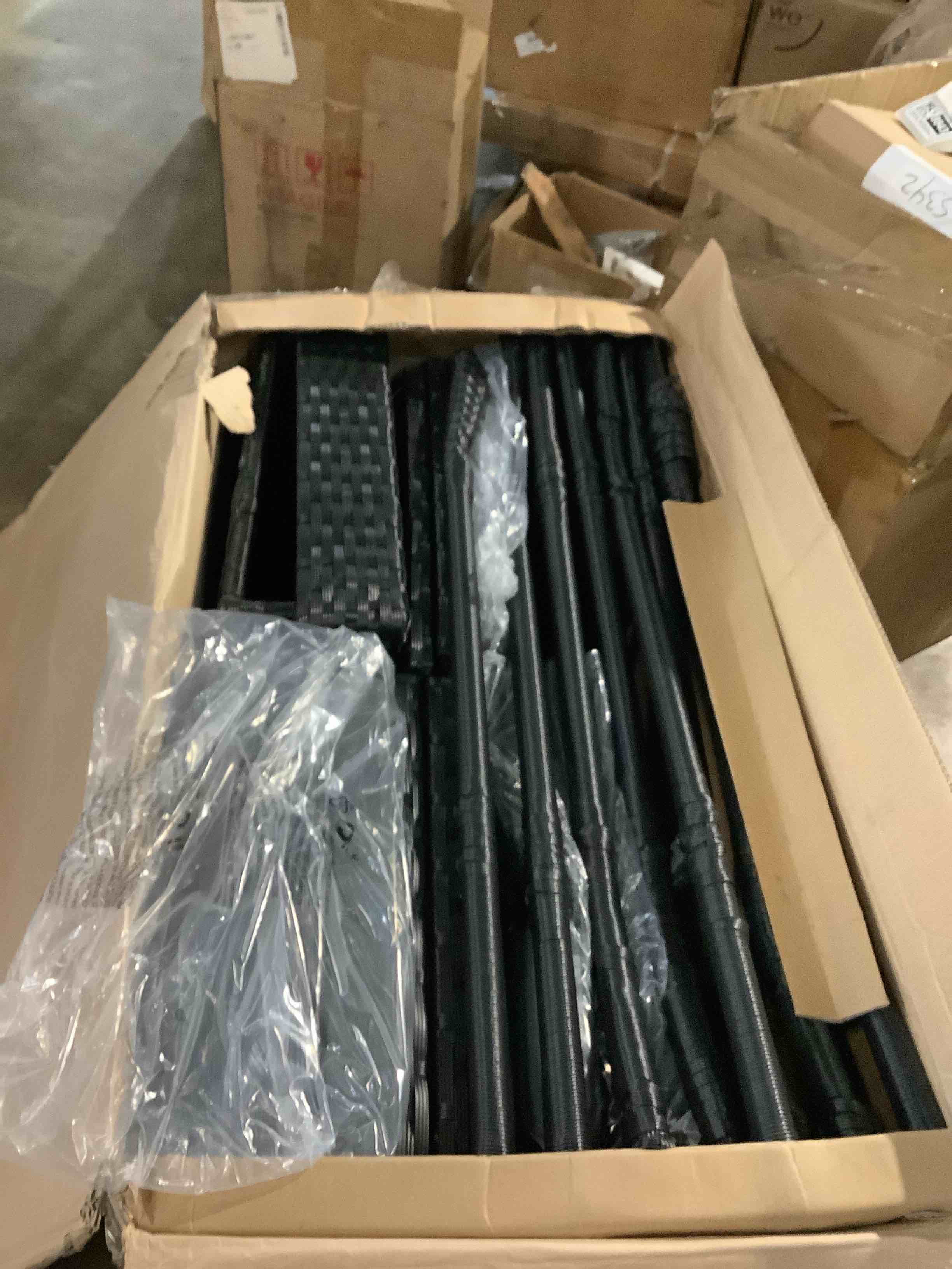 https://s3.amazonaws.com/lotting-images-prod/bidfta/GRA3698843_1755196187317.jpeg