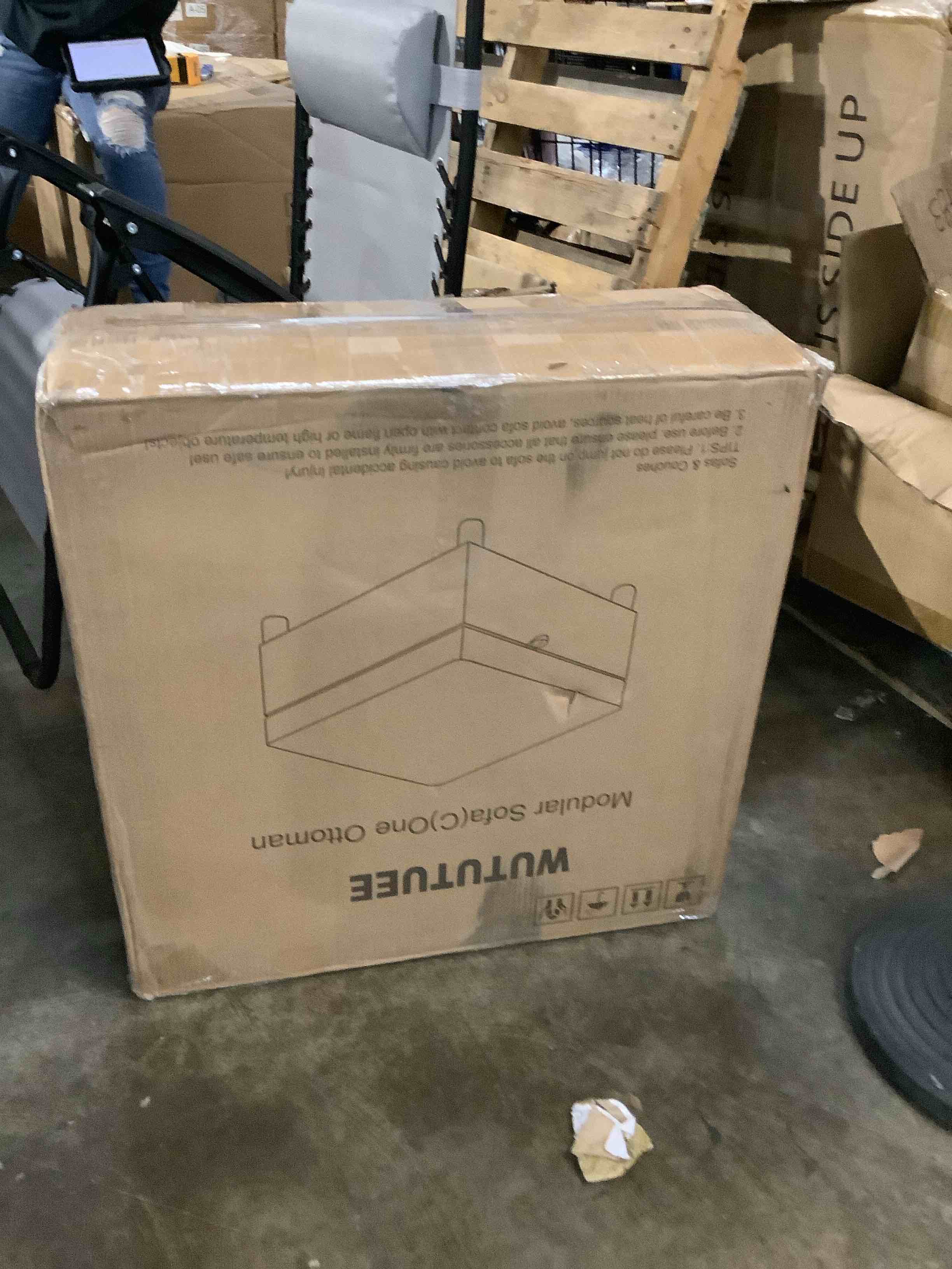 https://s3.amazonaws.com/lotting-images-prod/bidfta/GRA3698847_1755200612756.jpeg