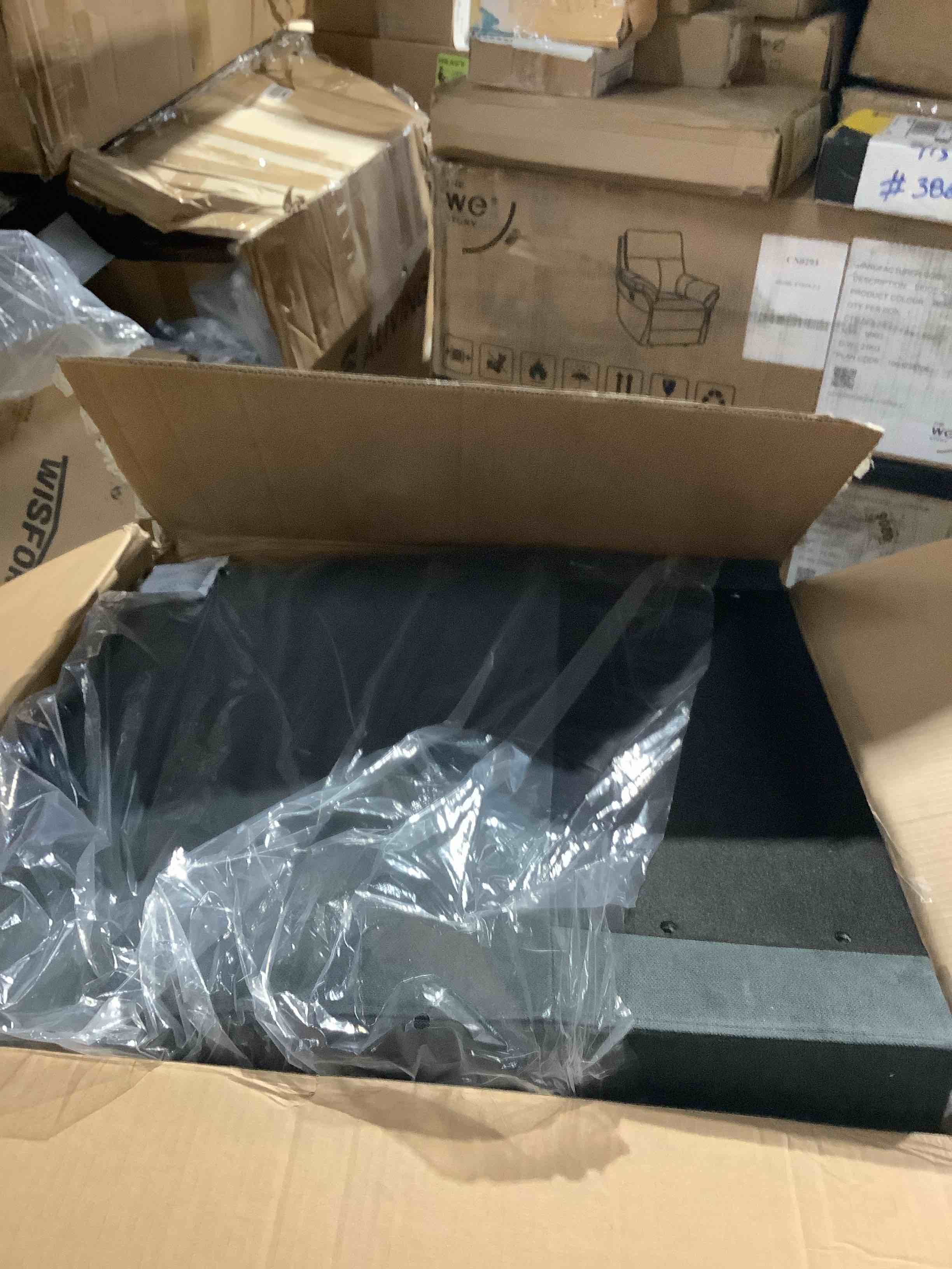 https://s3.amazonaws.com/lotting-images-prod/bidfta/GRA3698907_1755527865843.jpeg