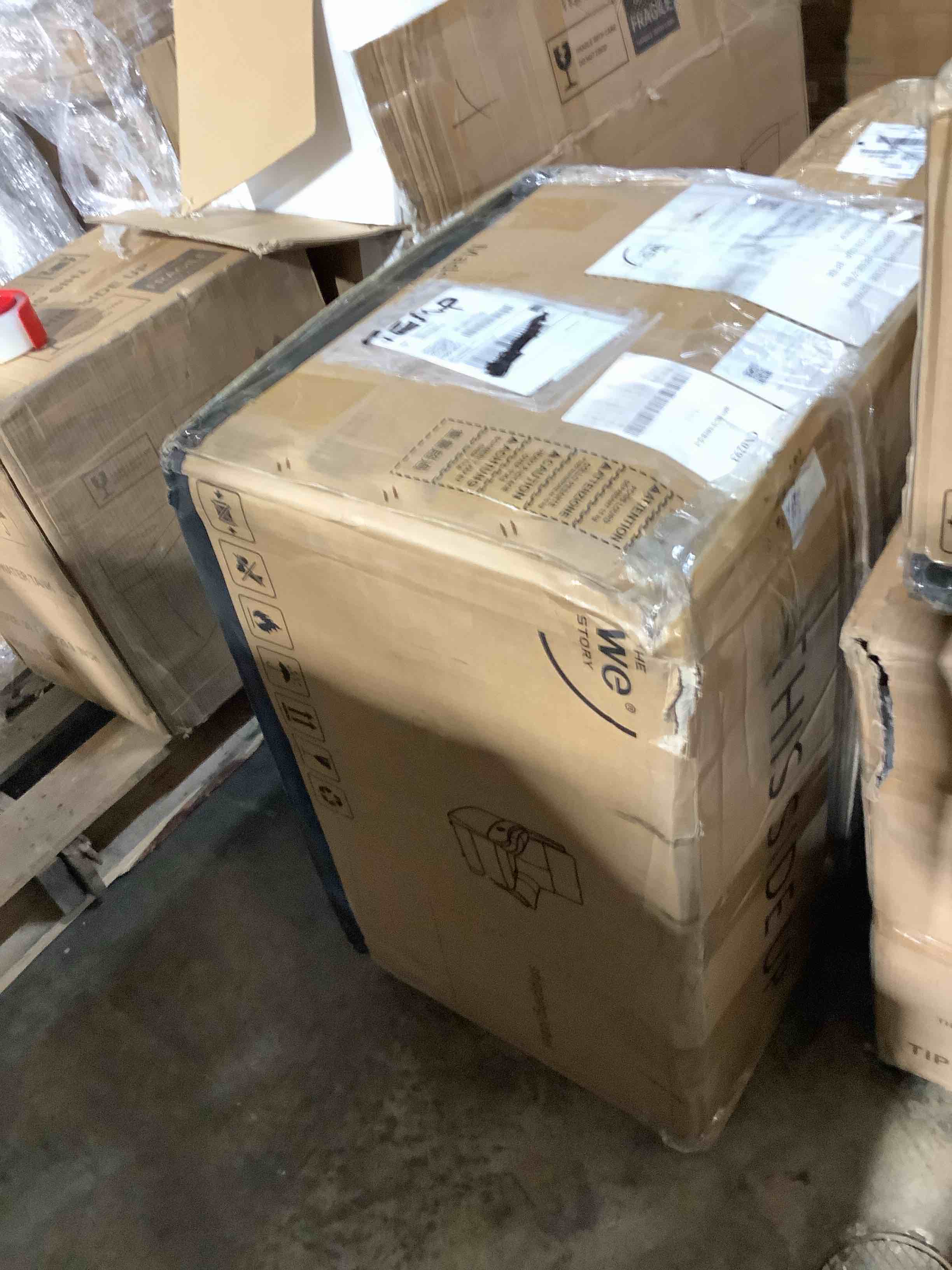 https://s3.amazonaws.com/lotting-images-prod/bidfta/GRA3698908_1755528786629.jpeg