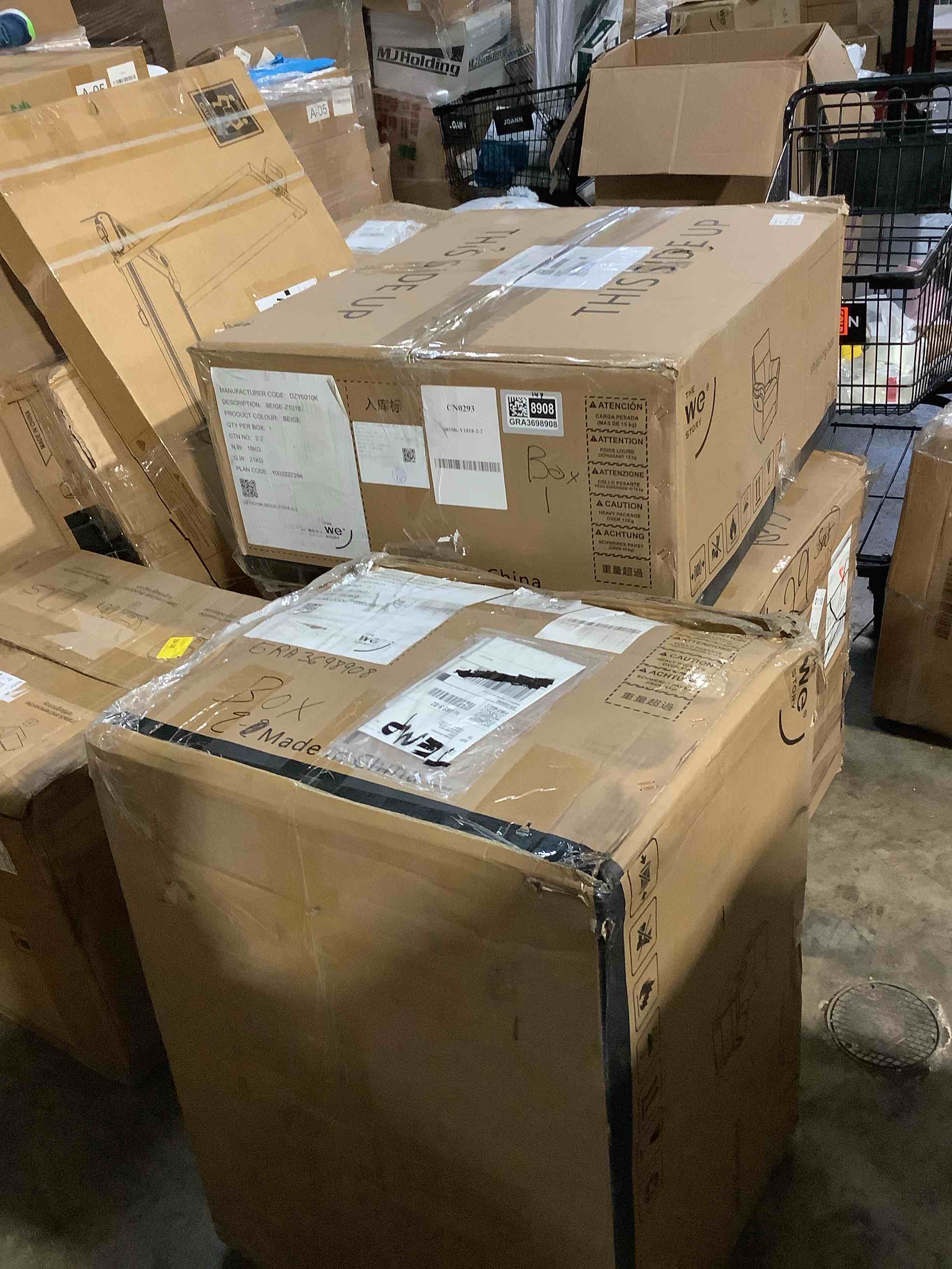 https://s3.amazonaws.com/lotting-images-prod/bidfta/GRA3698908_1755528871435.jpeg