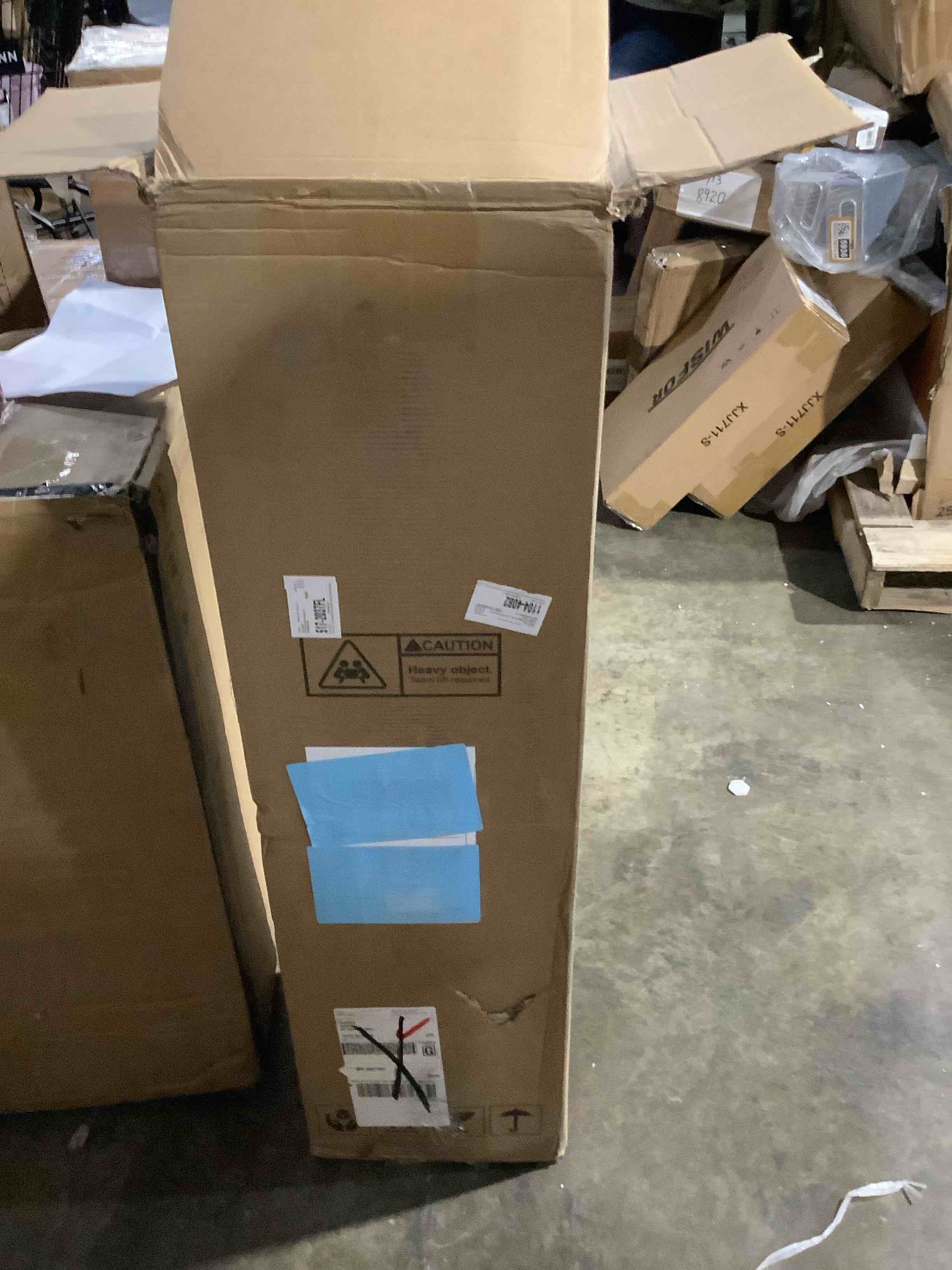 https://s3.amazonaws.com/lotting-images-prod/bidfta/GRA3698911_1755530783615.jpeg