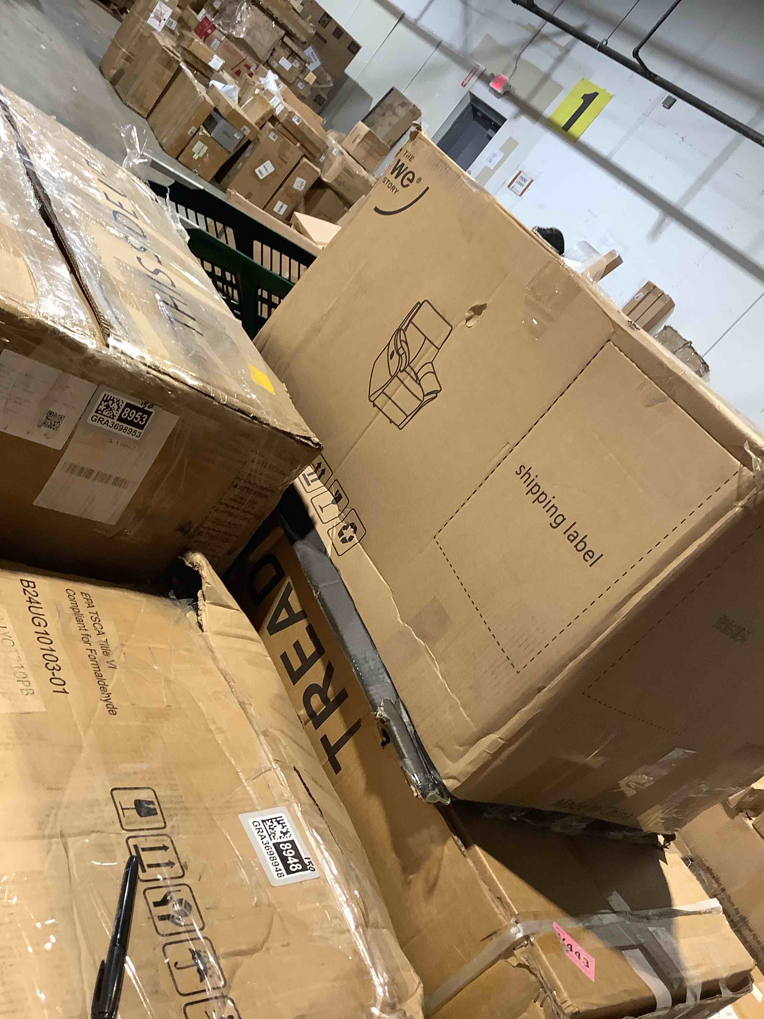 https://s3.amazonaws.com/lotting-images-prod/bidfta/GRA3698953_1755620910937.jpeg