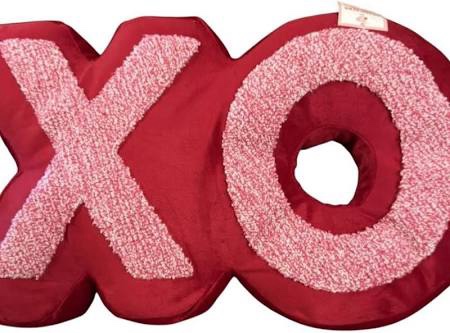  Bullseye's Playground Valentine's Day XO Pillow 16in L x 10 in H New