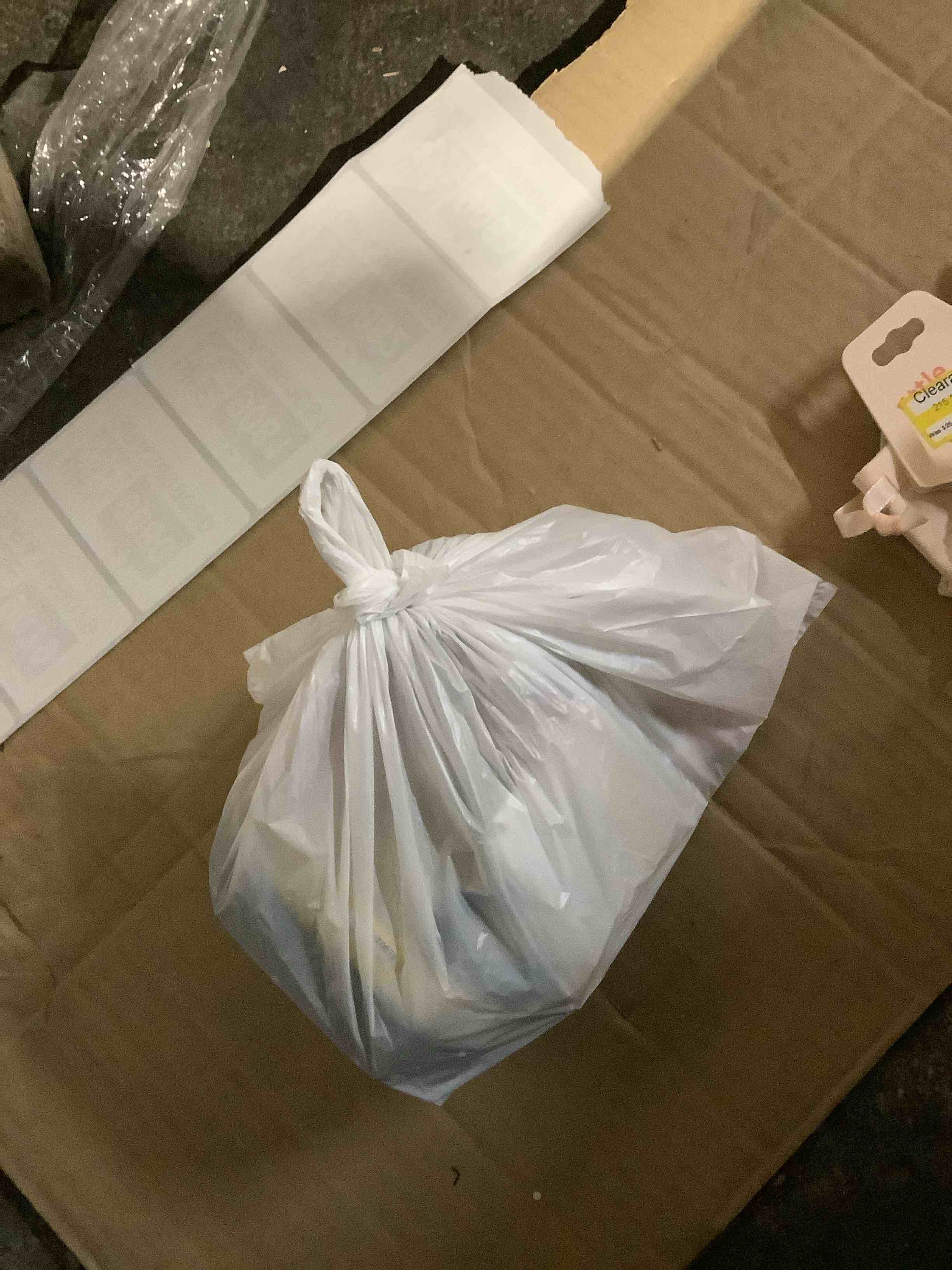 https://s3.amazonaws.com/lotting-images-prod/bidfta/GRA3699072_1755789510482.jpeg
