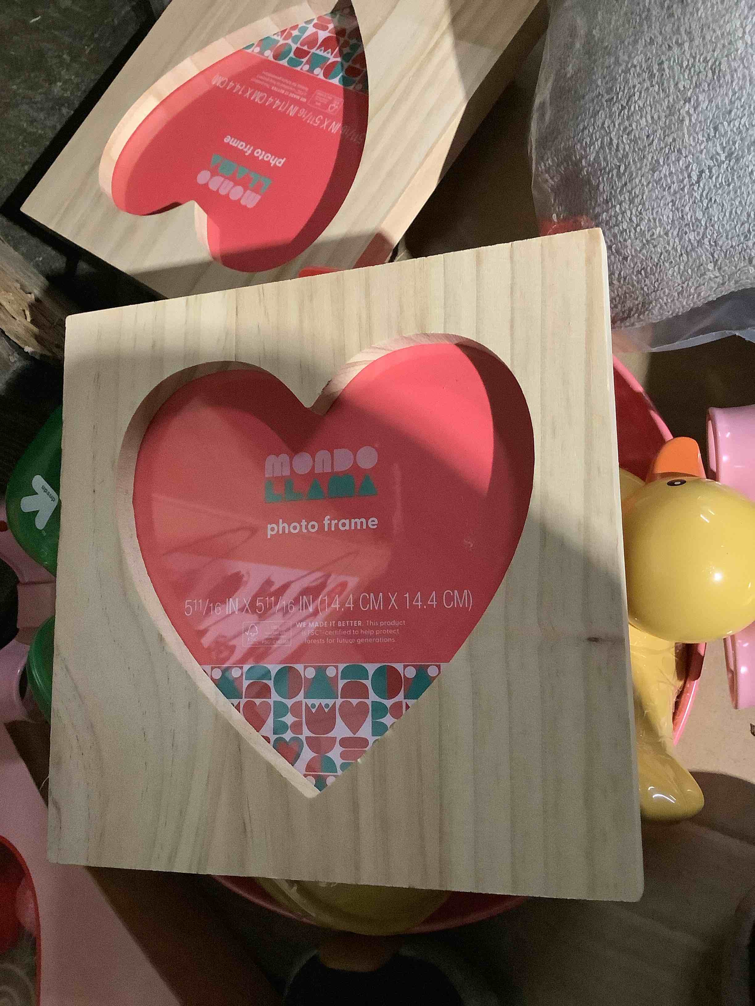 https://s3.amazonaws.com/lotting-images-prod/bidfta/GRA3699074_1755790003923.jpeg