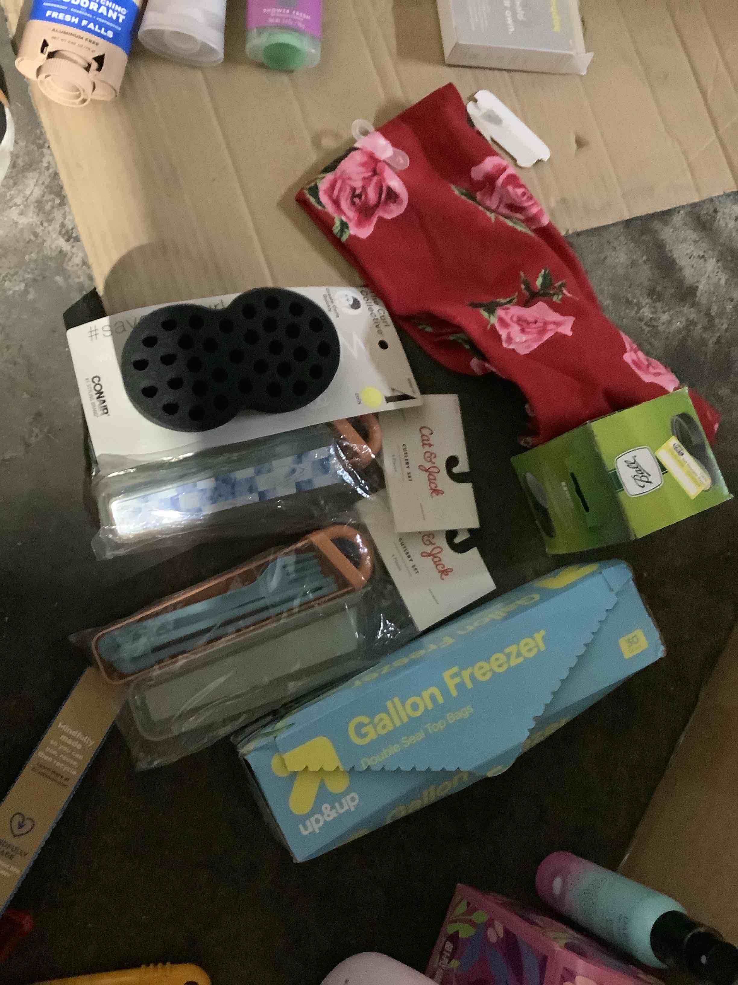 https://s3.amazonaws.com/lotting-images-prod/bidfta/GRA3699081_1755793448495.jpeg