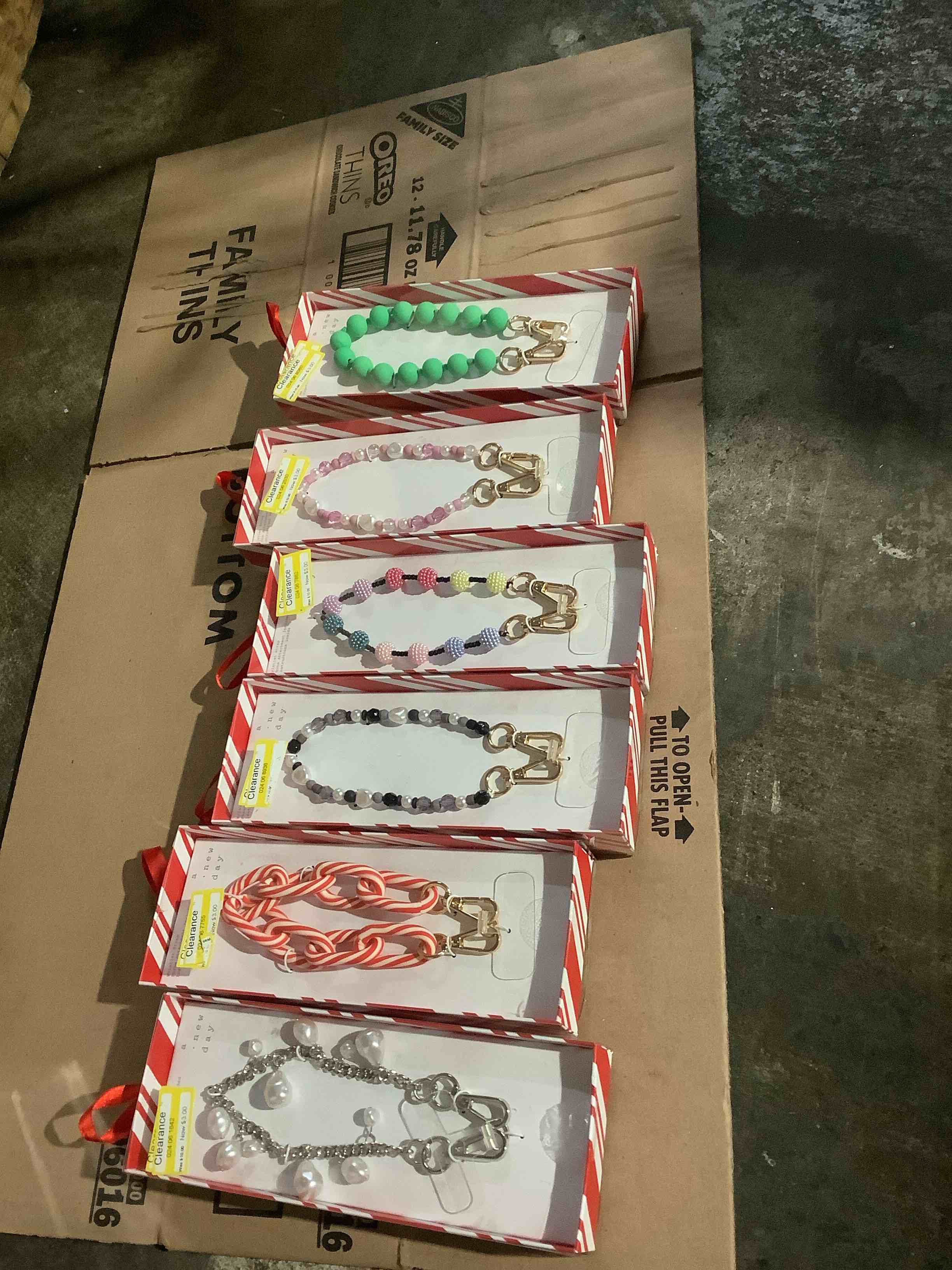 https://s3.amazonaws.com/lotting-images-prod/bidfta/GRA3699191_1756129435947.jpeg