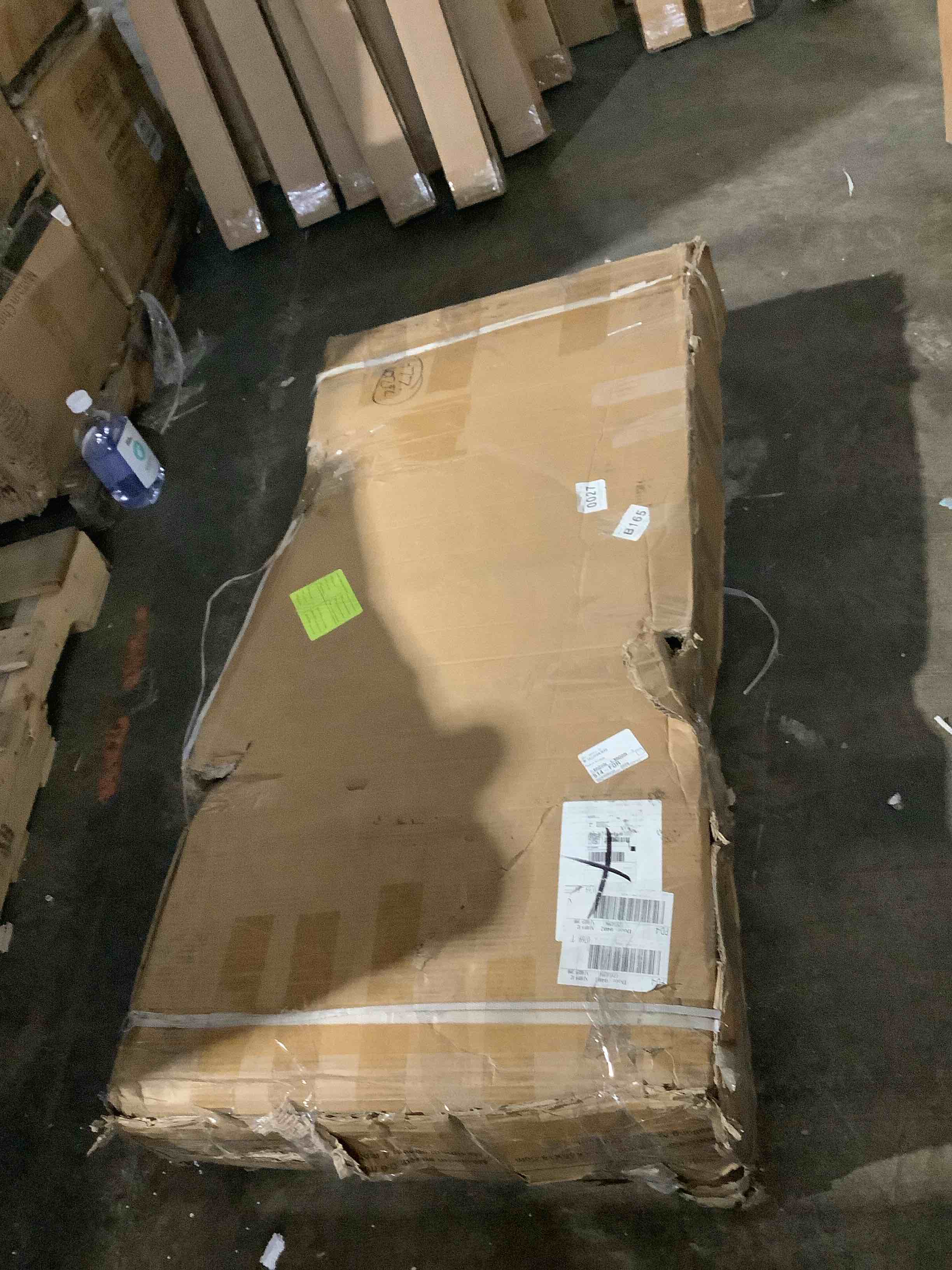 https://s3.amazonaws.com/lotting-images-prod/bidfta/GRA3699247_1756232528343.jpeg