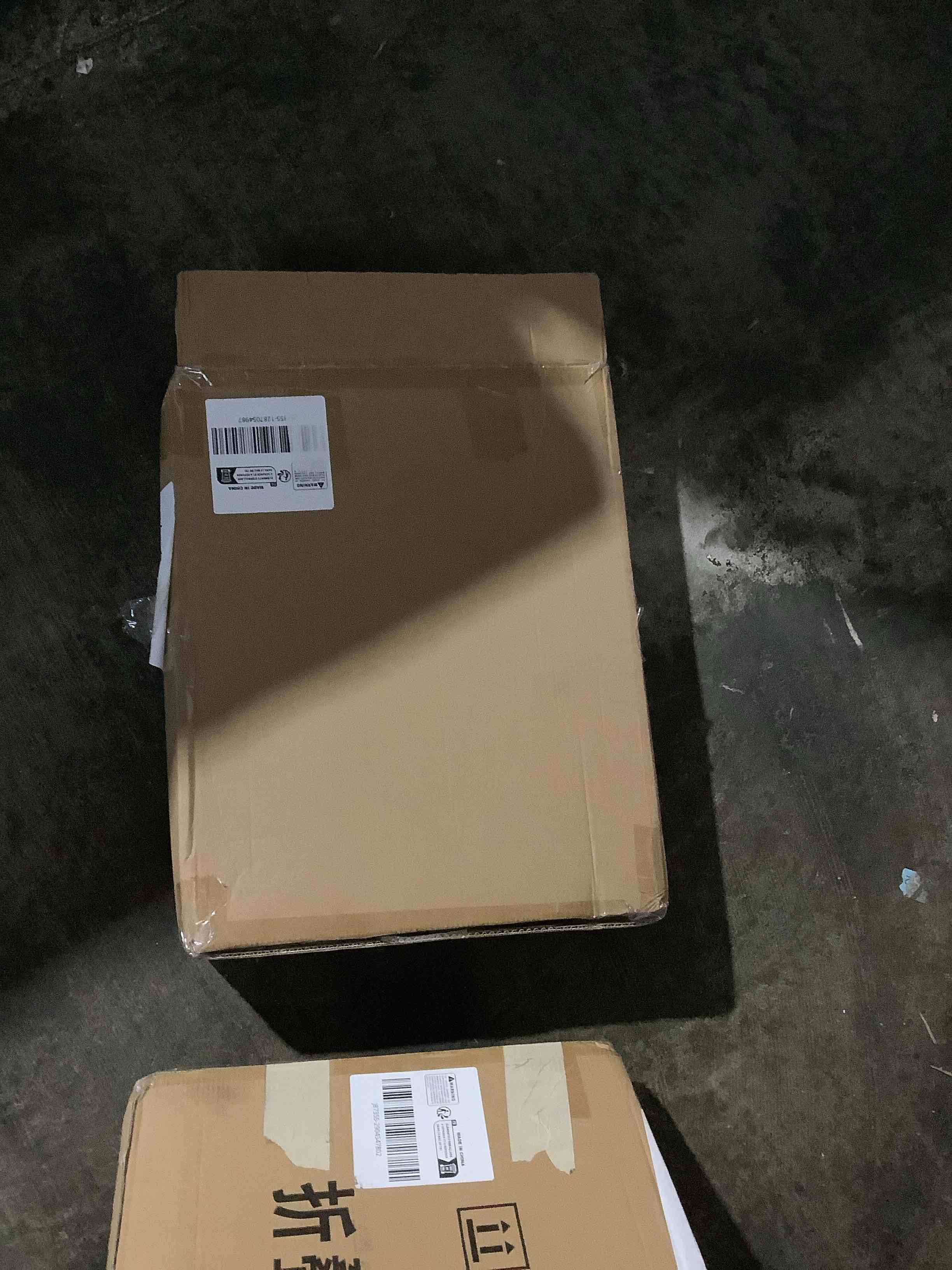https://s3.amazonaws.com/lotting-images-prod/bidfta/GRA3699263_1756240380220.jpeg