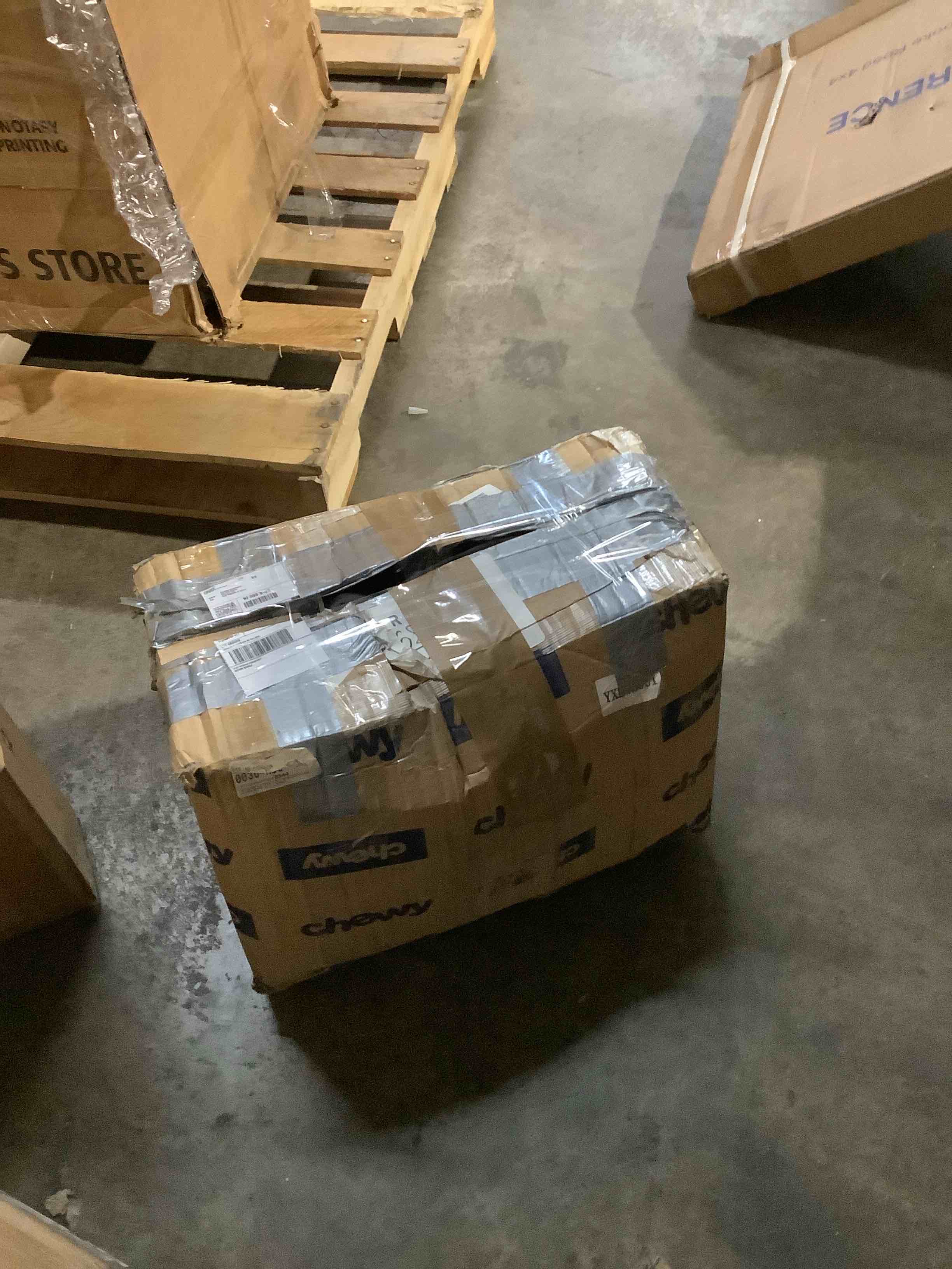 https://s3.amazonaws.com/lotting-images-prod/bidfta/GRA3699288_1756317976072.jpeg