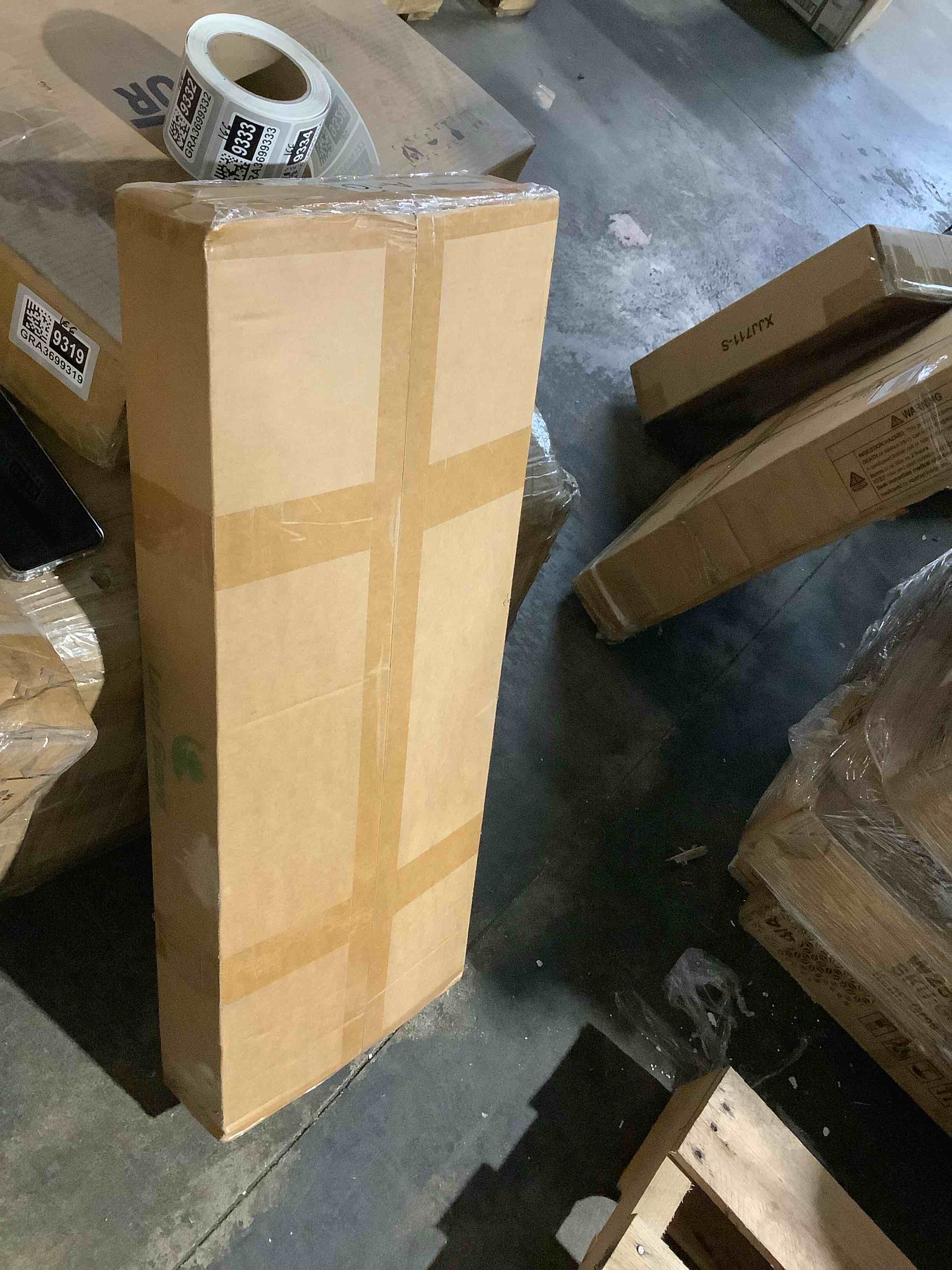 https://s3.amazonaws.com/lotting-images-prod/bidfta/GRA3699323_1756395278856.jpeg