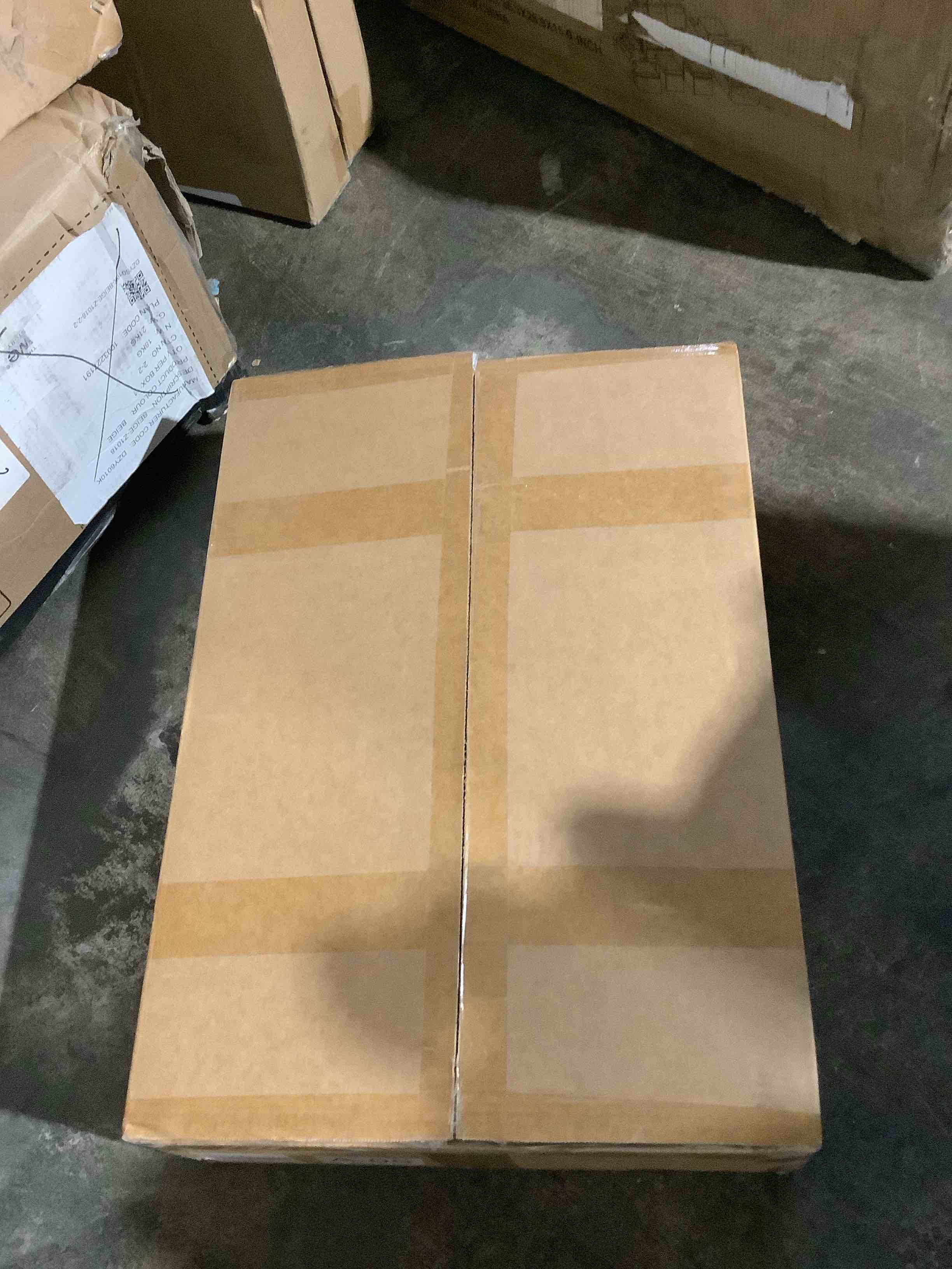https://s3.amazonaws.com/lotting-images-prod/bidfta/GRA3699327_1756396013173.jpeg