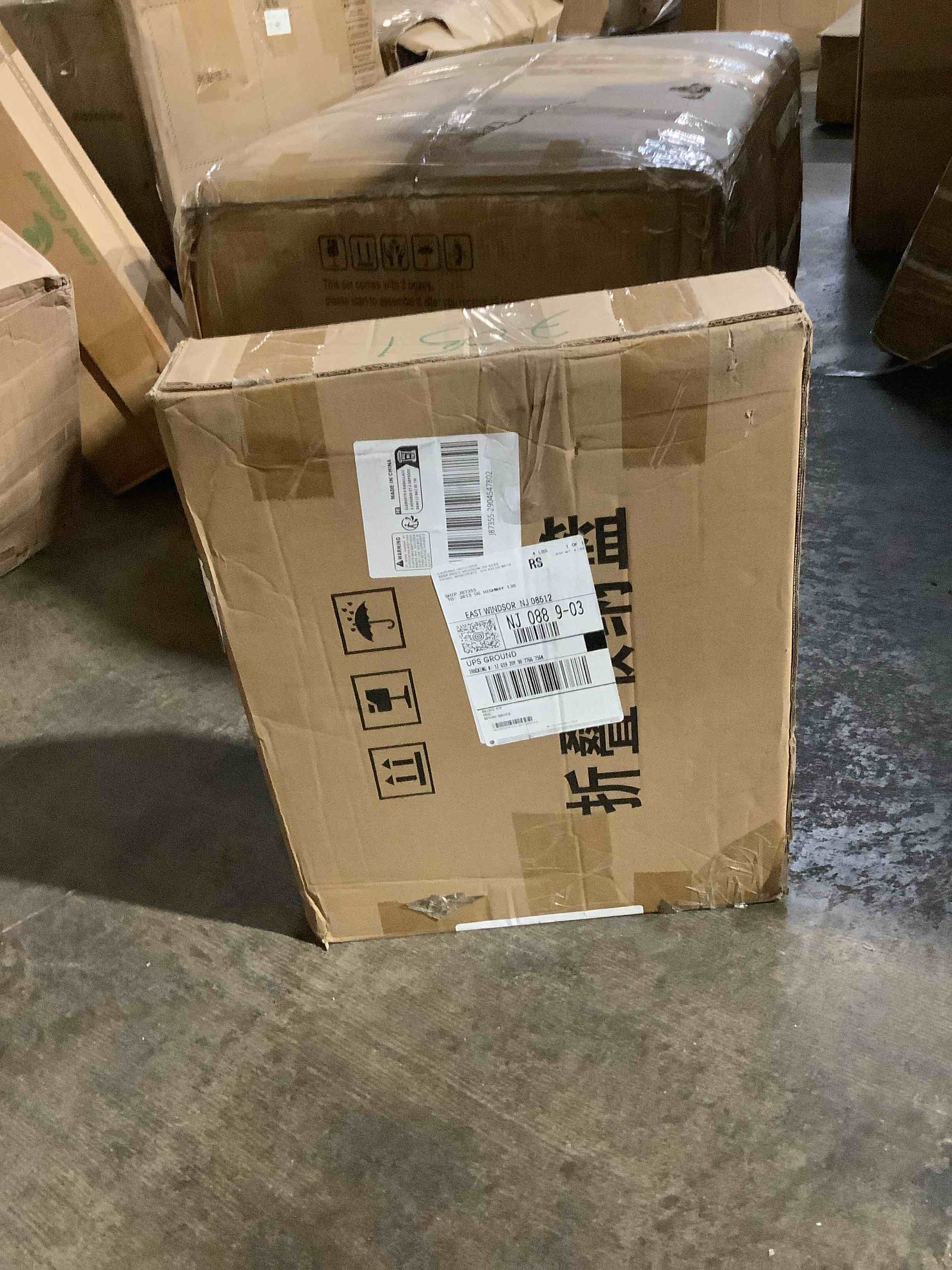 https://s3.amazonaws.com/lotting-images-prod/bidfta/GRA3699328_1756396900951.jpeg