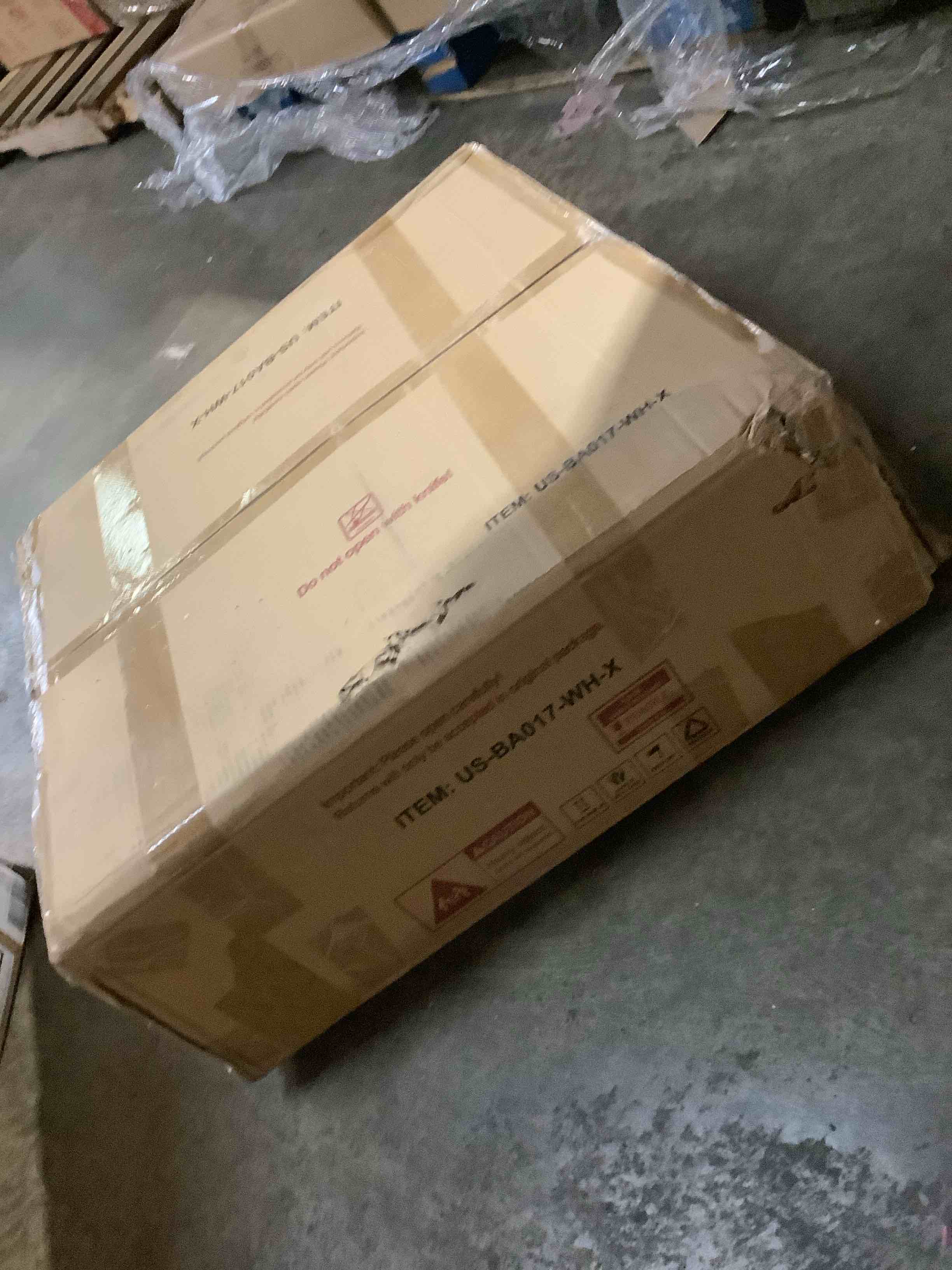 https://s3.amazonaws.com/lotting-images-prod/bidfta/GRA3699330_1756398808509.jpeg