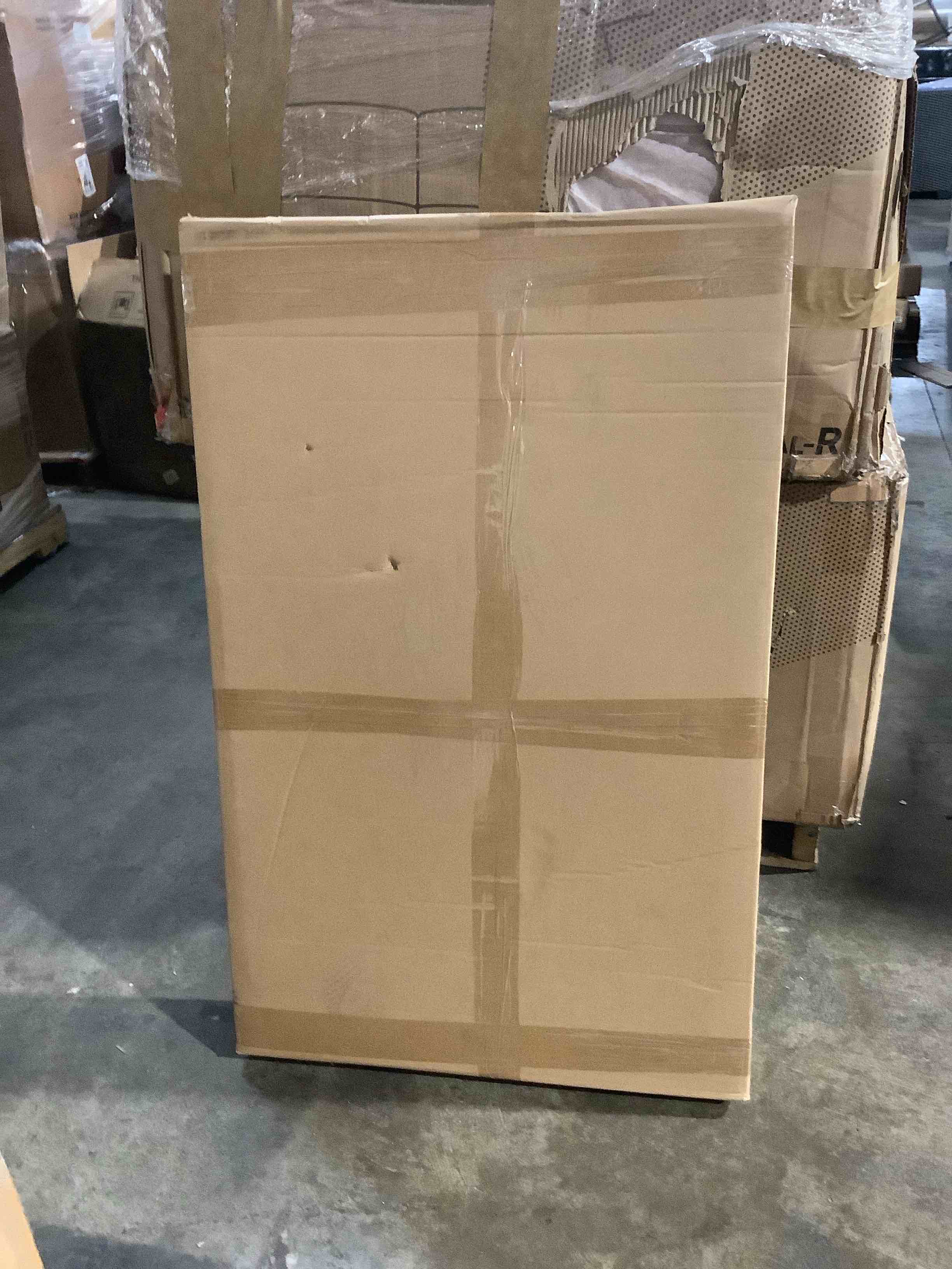 https://s3.amazonaws.com/lotting-images-prod/bidfta/GRA3699366_1756481452109.jpeg