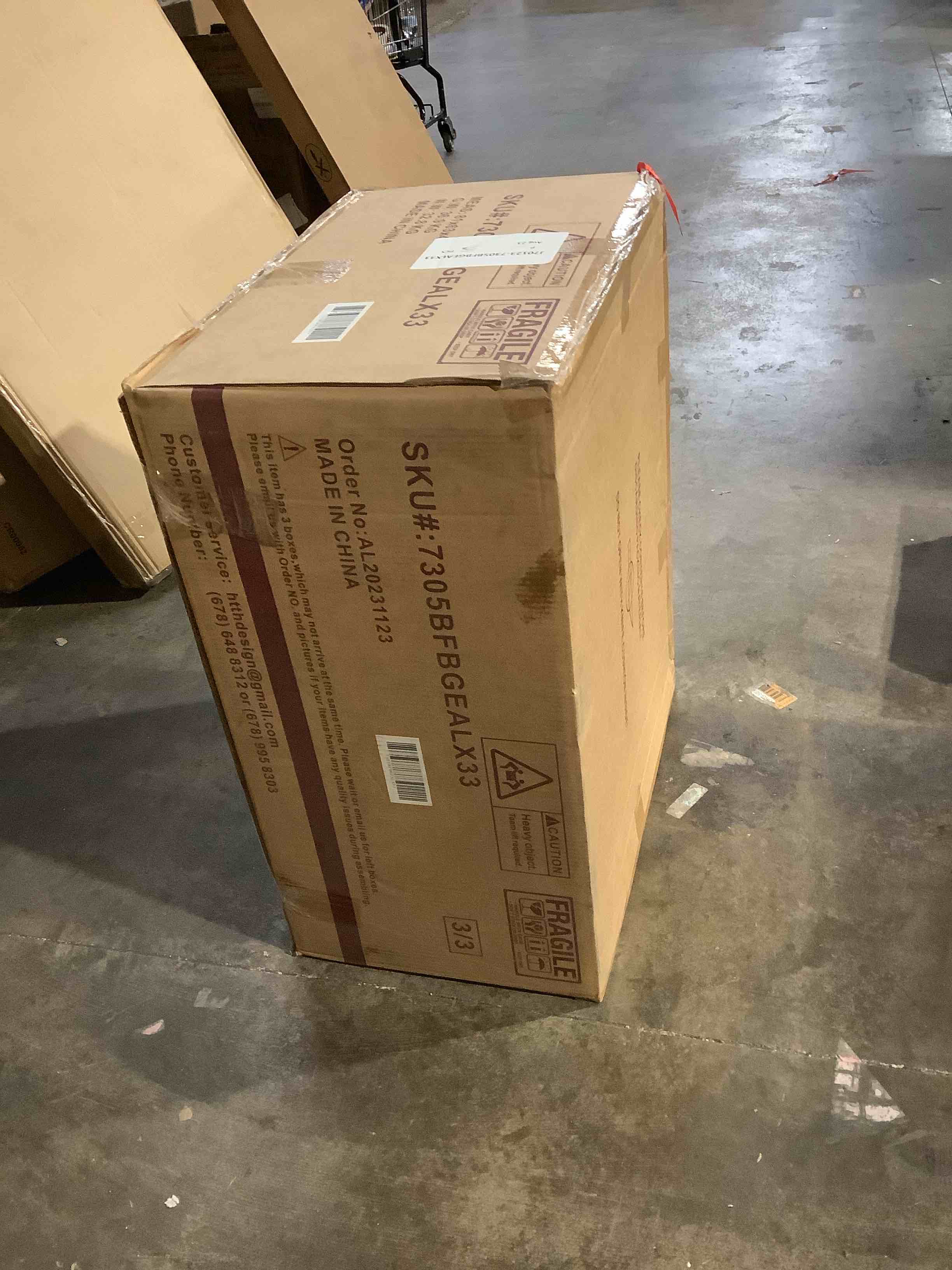 https://s3.amazonaws.com/lotting-images-prod/bidfta/GRA3699409_1756740129363.jpeg
