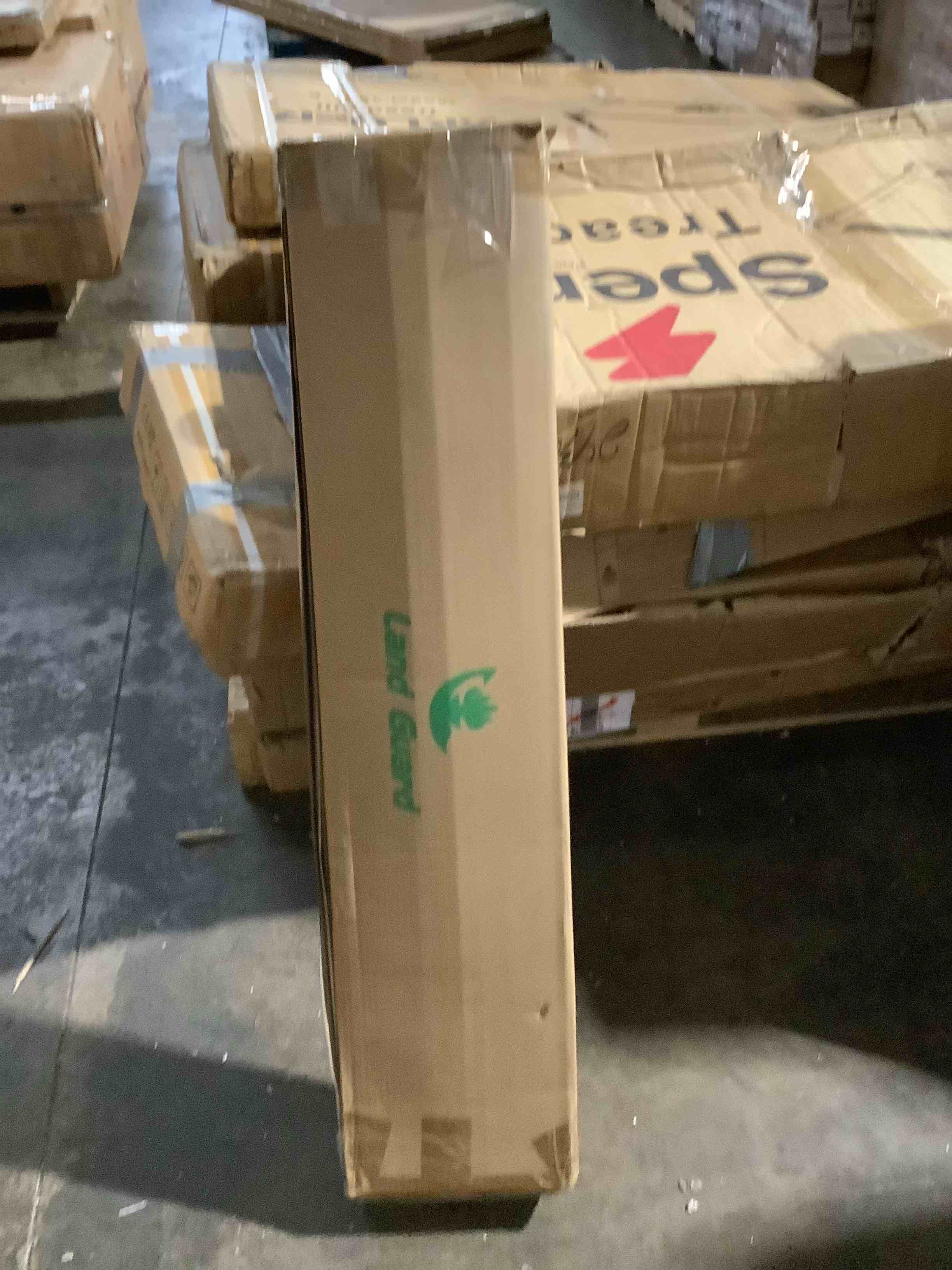 https://s3.amazonaws.com/lotting-images-prod/bidfta/GRA3699423_1756748921268.jpeg