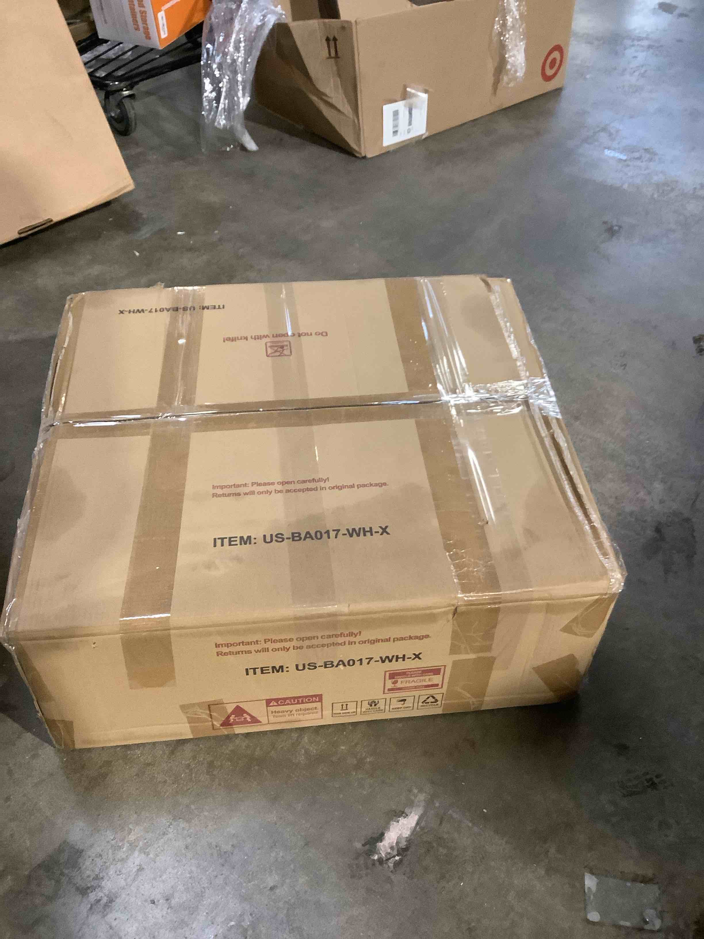 https://s3.amazonaws.com/lotting-images-prod/bidfta/GRA3699426_1756750527319.jpeg
