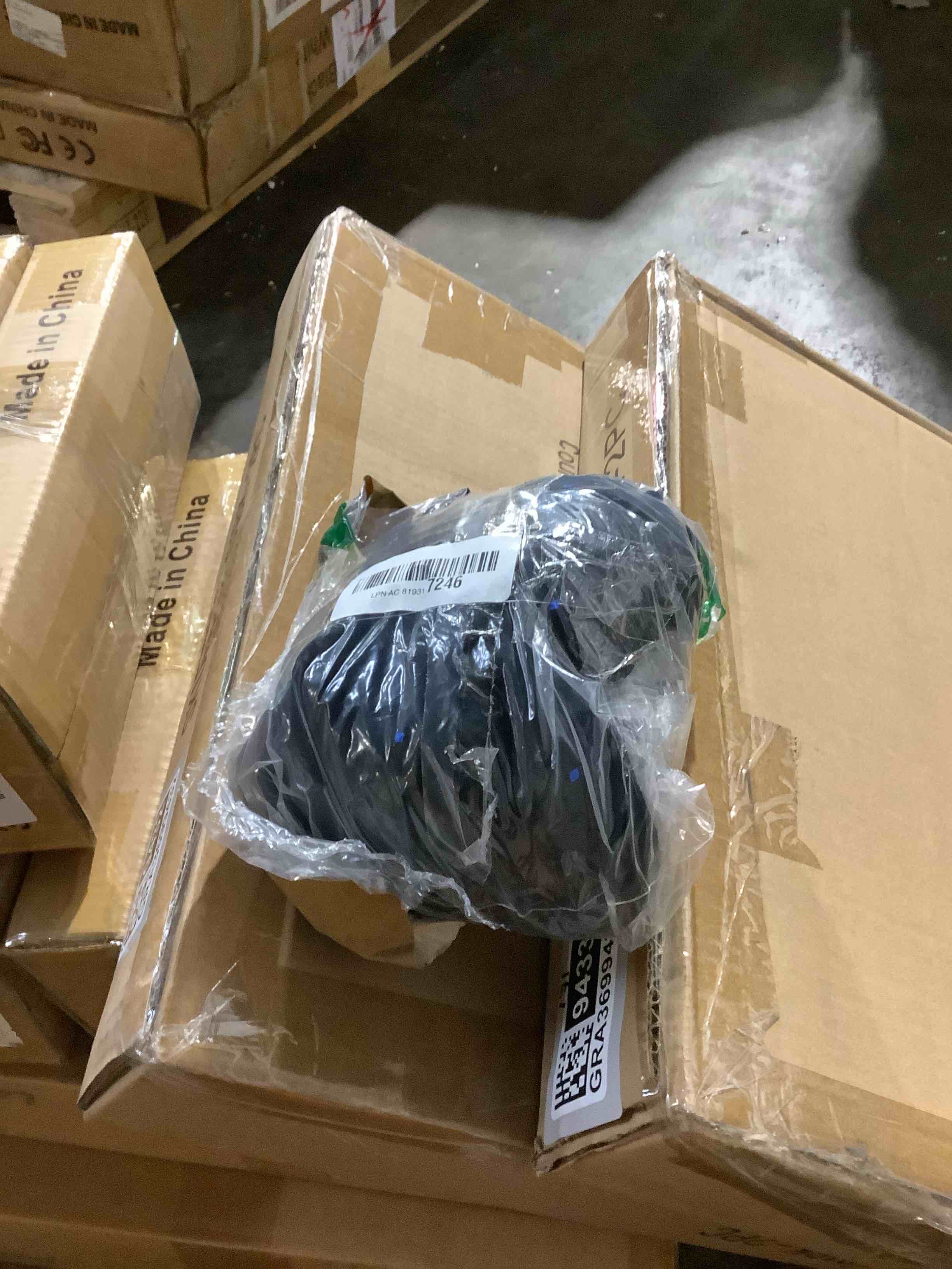 https://s3.amazonaws.com/lotting-images-prod/bidfta/GRA3699434_1756756695751.jpeg